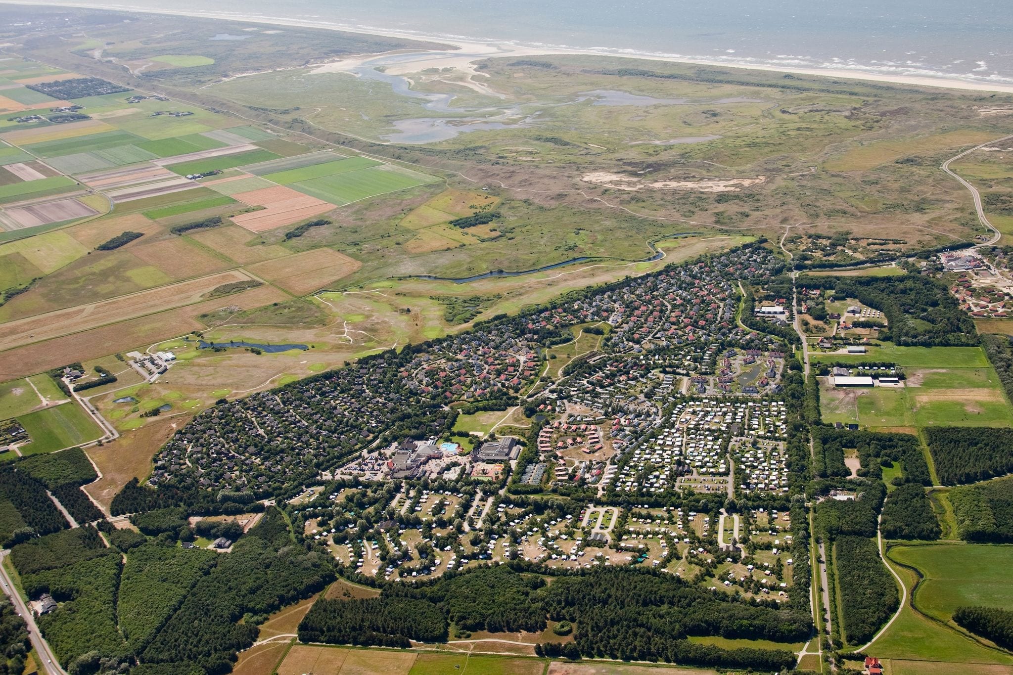 Vrijstaande villa met open haard op Texel