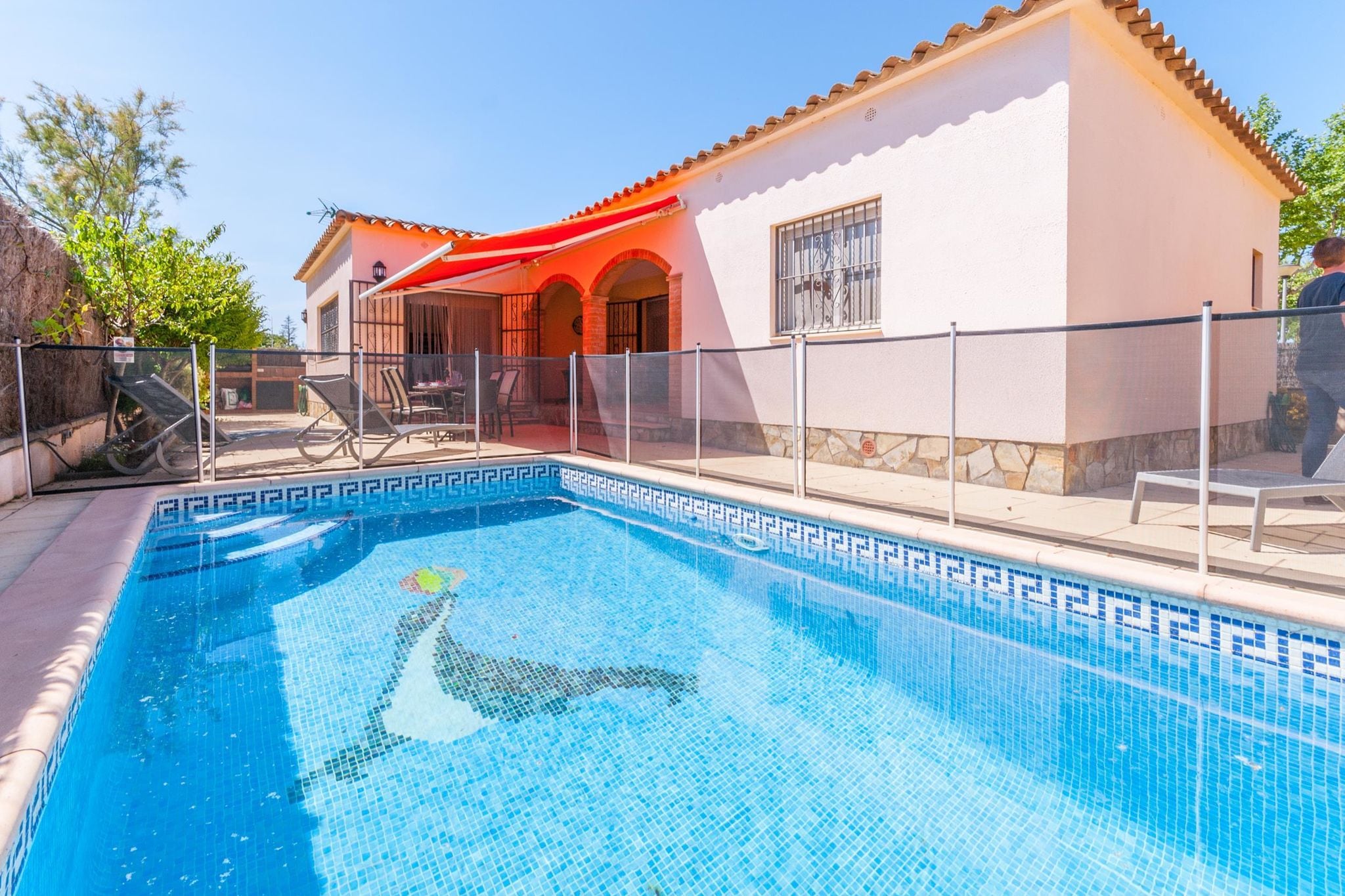 Stunning villa in Sant Pere Pescador with pool
