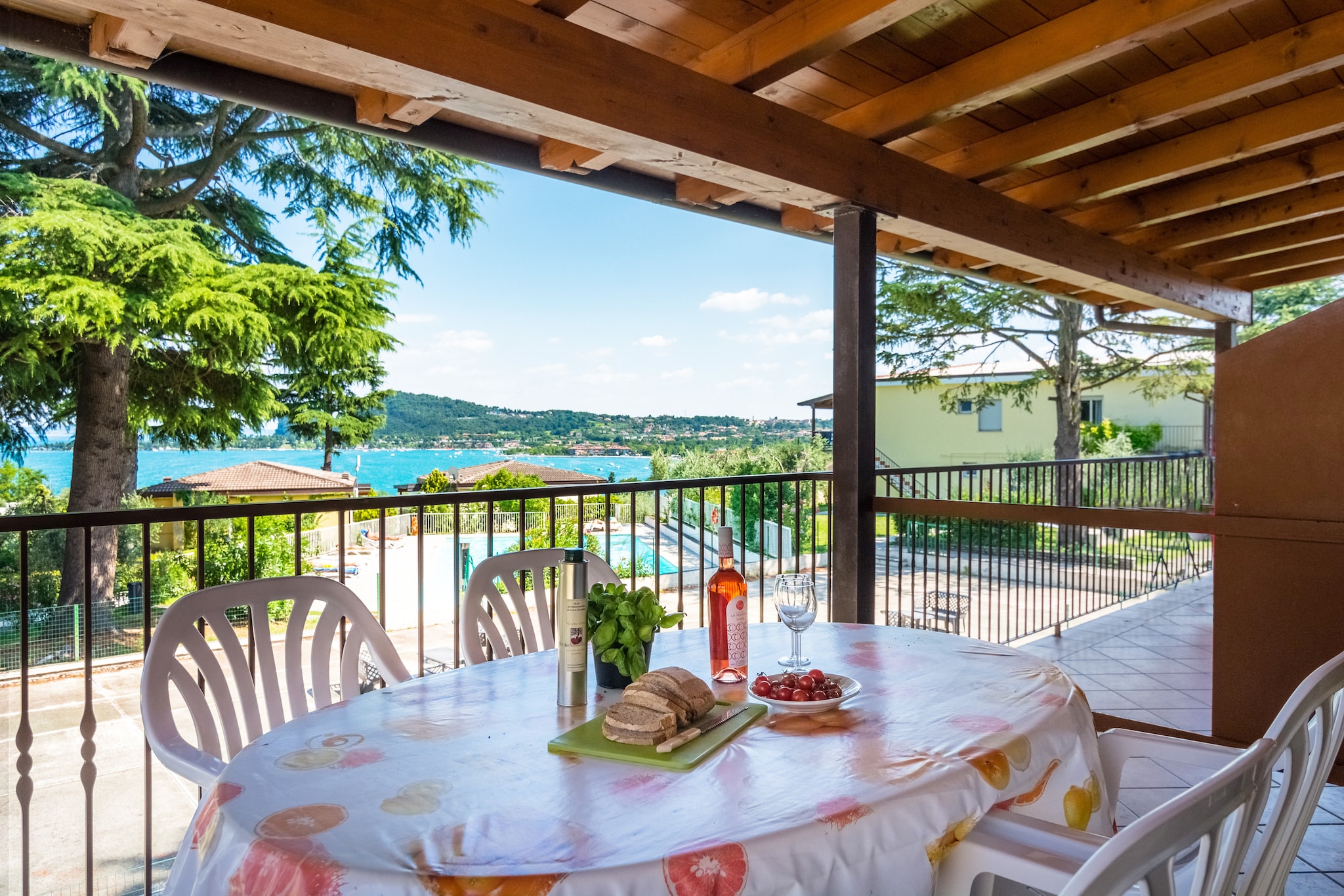 Villette 8320-Terrasse / balcon