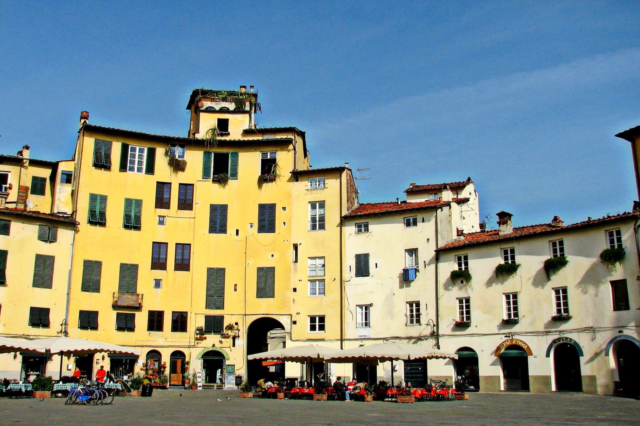 Aria di Lucca