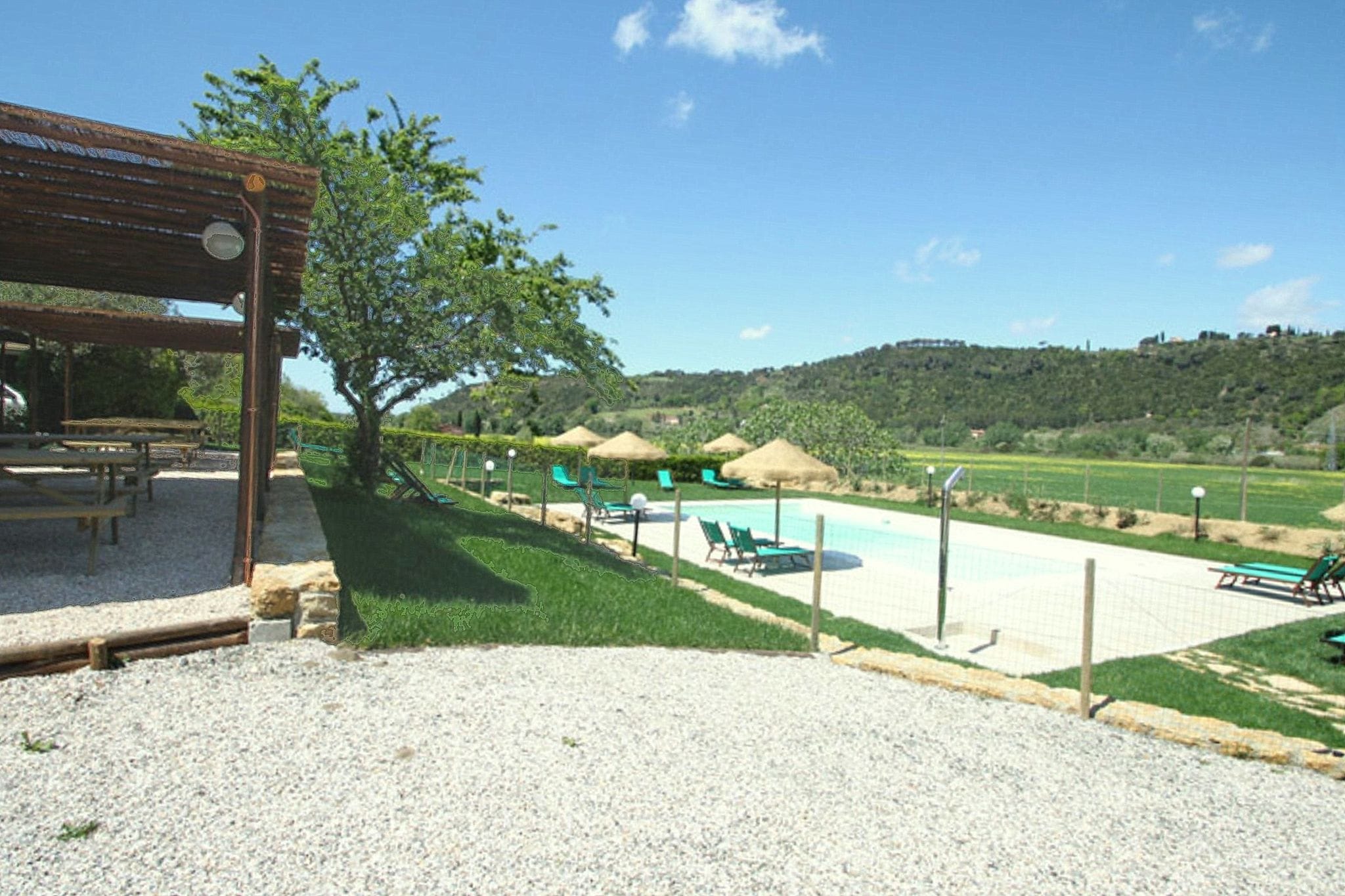 Toskanischer Bauernhof in Montescudaio mit privatem Pool