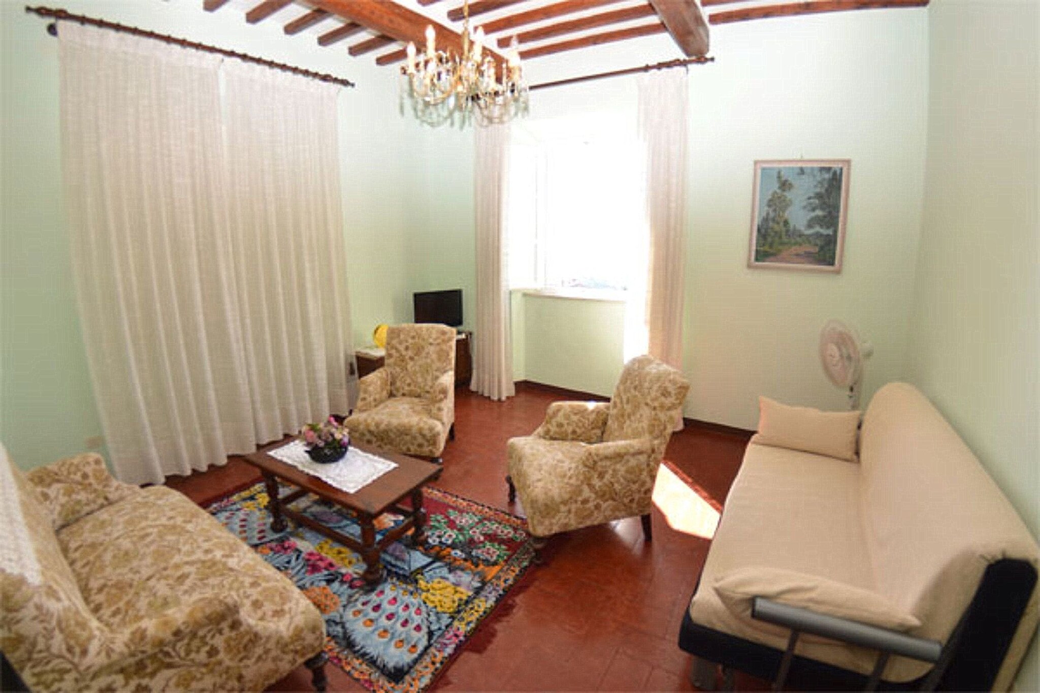 On the 1st floor: \n\nLiving room(double sofa bed), dining room, bedroom(double bed, double bed or 2 single beds), bathroom(bath tub), garden(private), garden furniture, BBQ, swimming pool(private, 5 x 4 m., opened from 1/2 May upto and including 1/2 Sep)