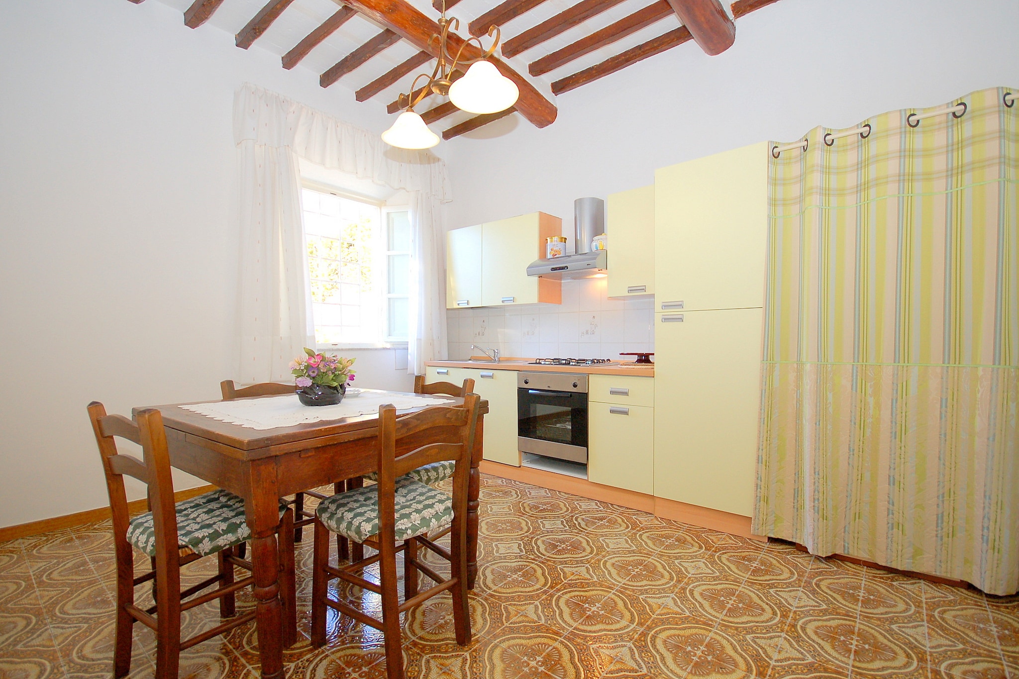 House in Ciciana with Pool and Scenic Views