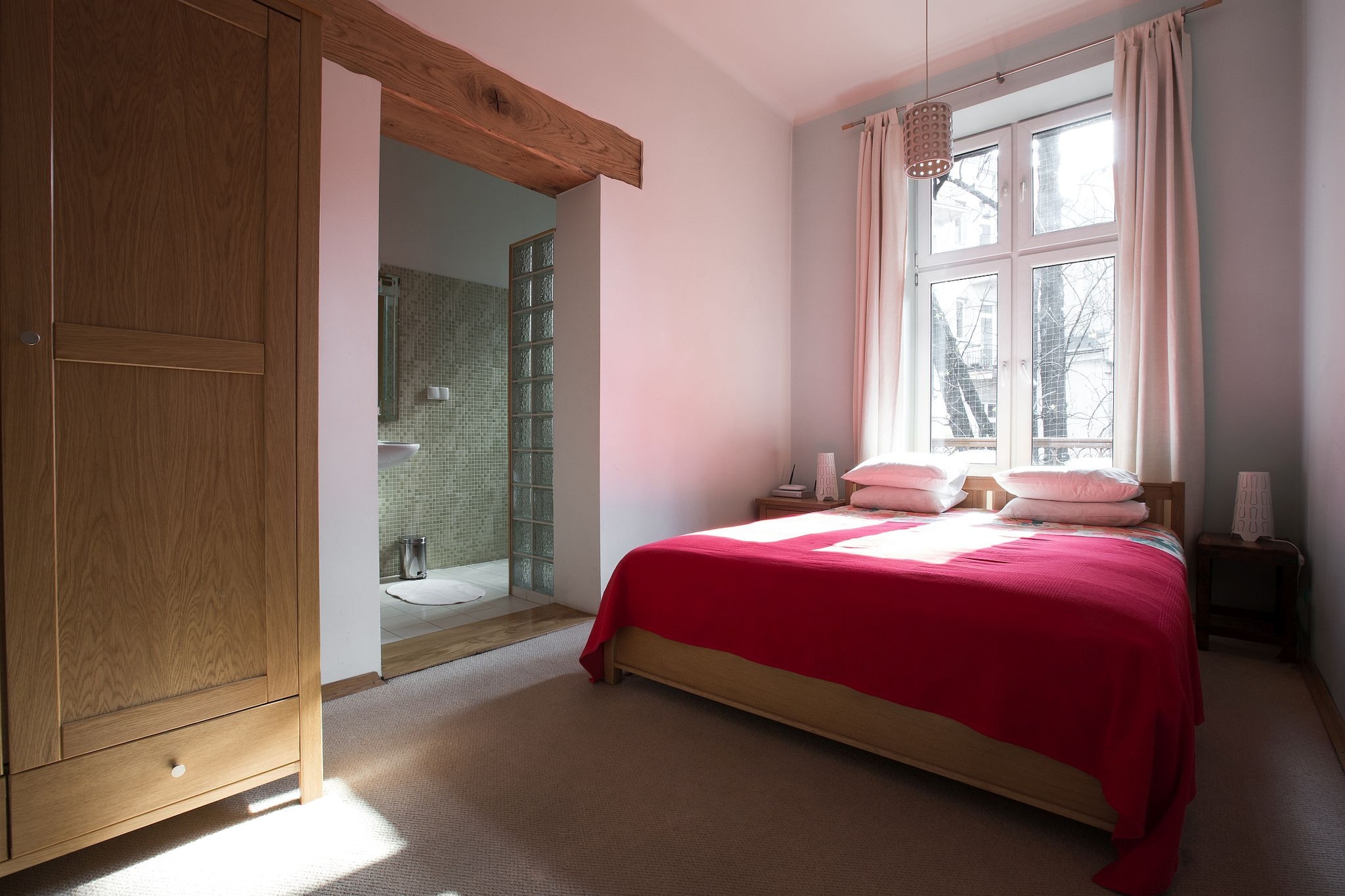 In the enchanting city of Krakow, you will find this modern 3-bedroom apartment for 9 guests. Perfect for friends and families, this holiday home is in proximity to various heritage attractions.
The apartment is conveniently situated in the heart of the Jewish Quarter and just 5 minutes walk to the Main Square.
This refurbished apartment is tastefully decorated with amenities to make your stay comfortable. Unwind with family in the living room or indulge in a cosy cooking session in the kitchen on lazy day-in. The host provides a children's bed and a high chair on request.