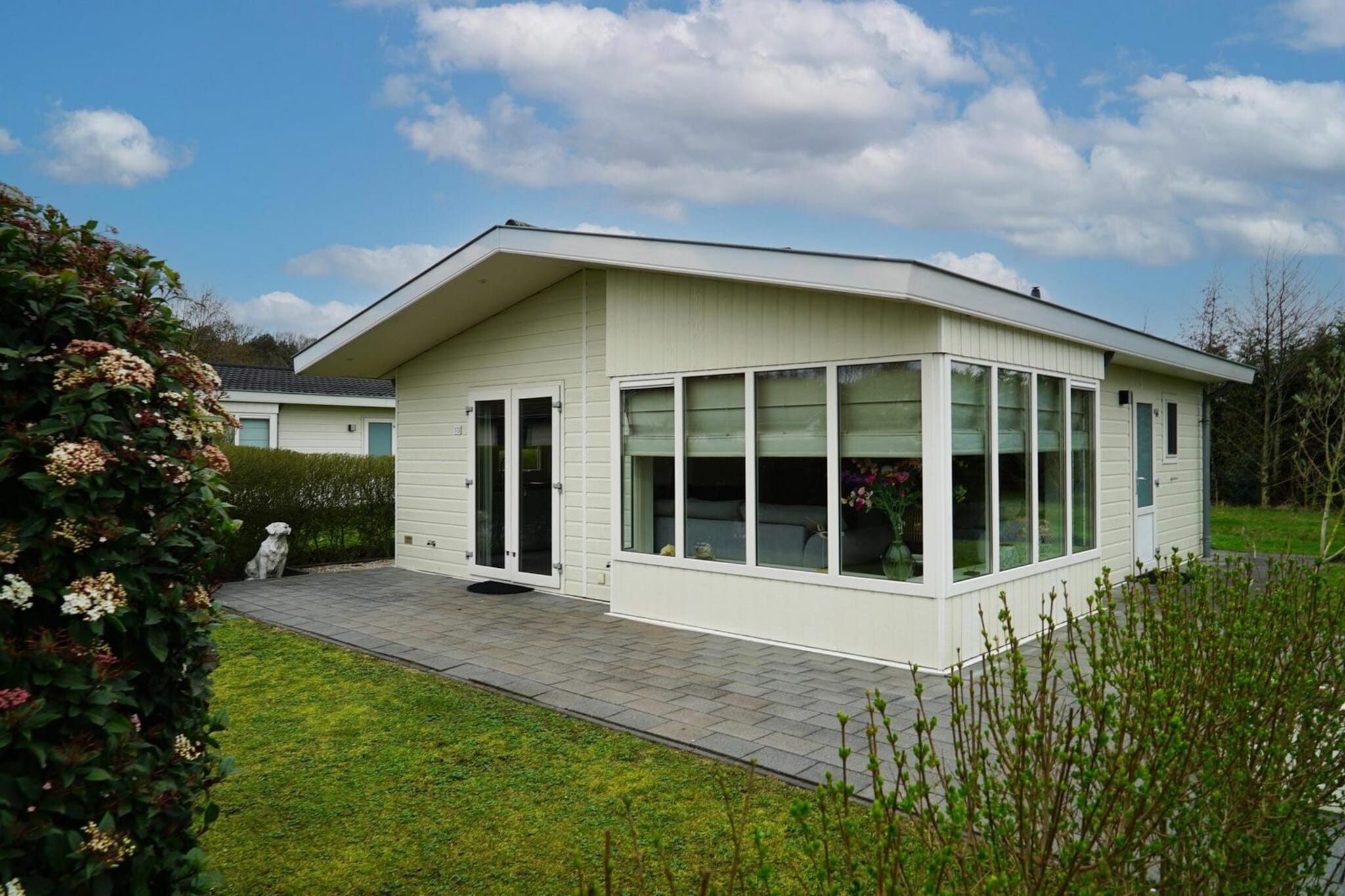Exterior Summer