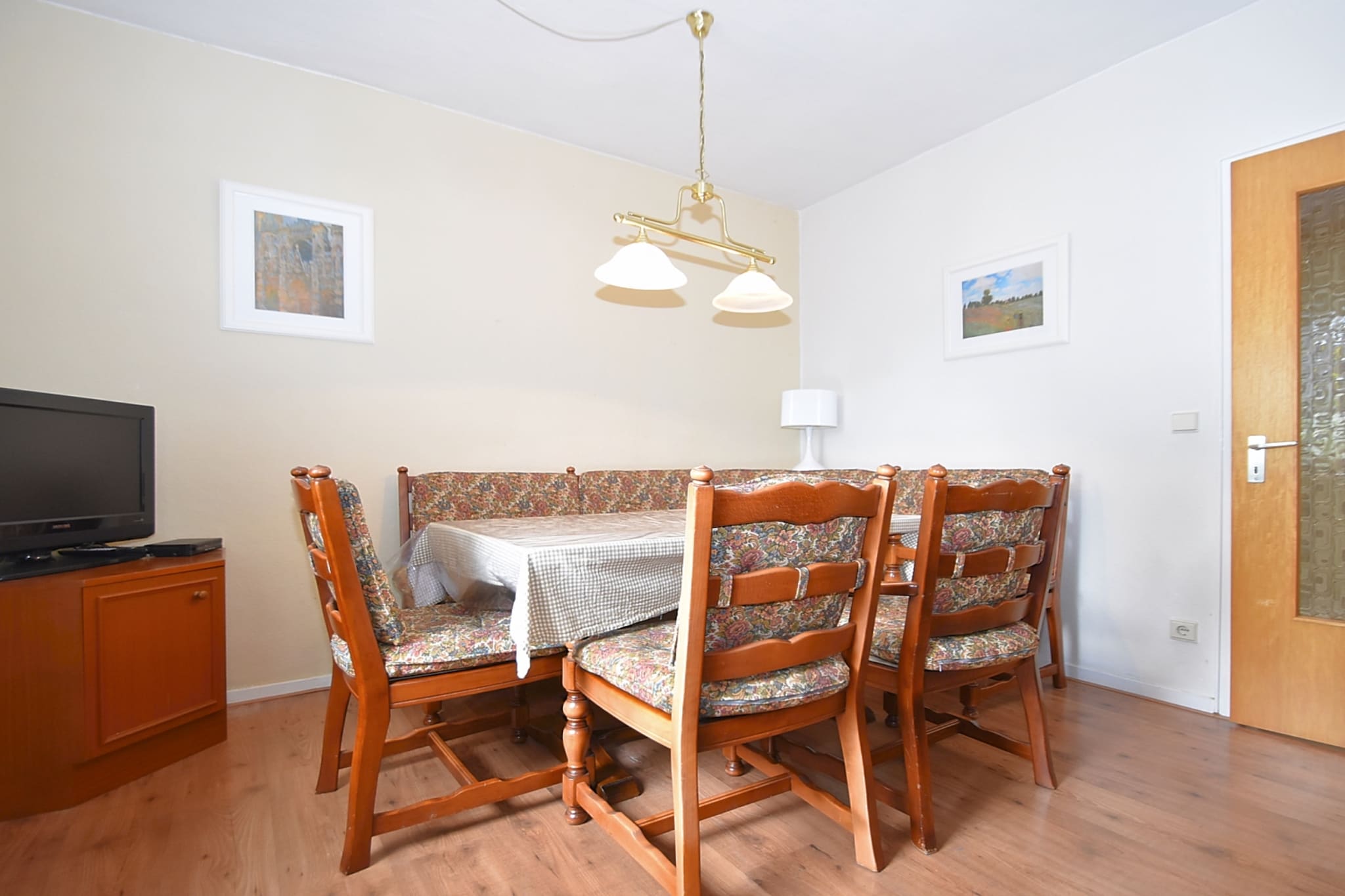 Neuastenberg Garden Retreat