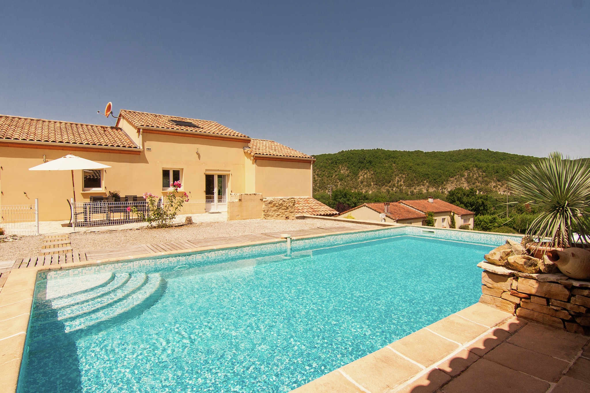 Villa paisible à Calamane avec piscine privée