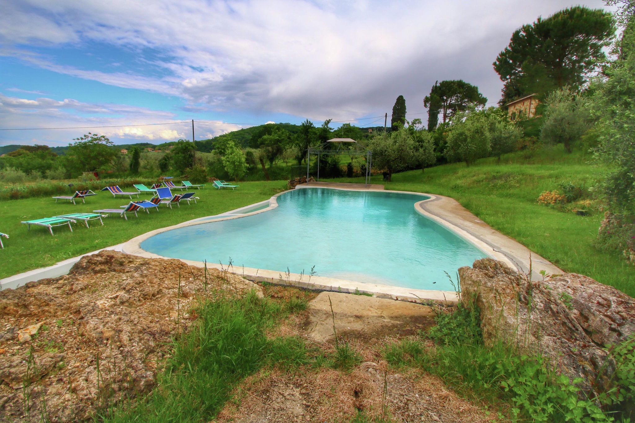 Denkmalgeschützte Villa in Montepulciano mit Swimmingpool