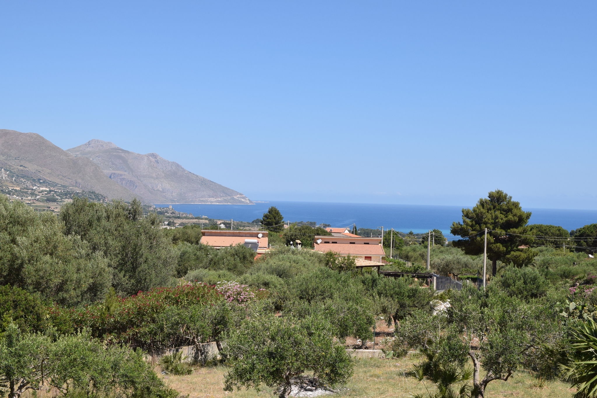 Vrijstaande villa op enkele kilometers van schitterend Castellammare del Golfo.