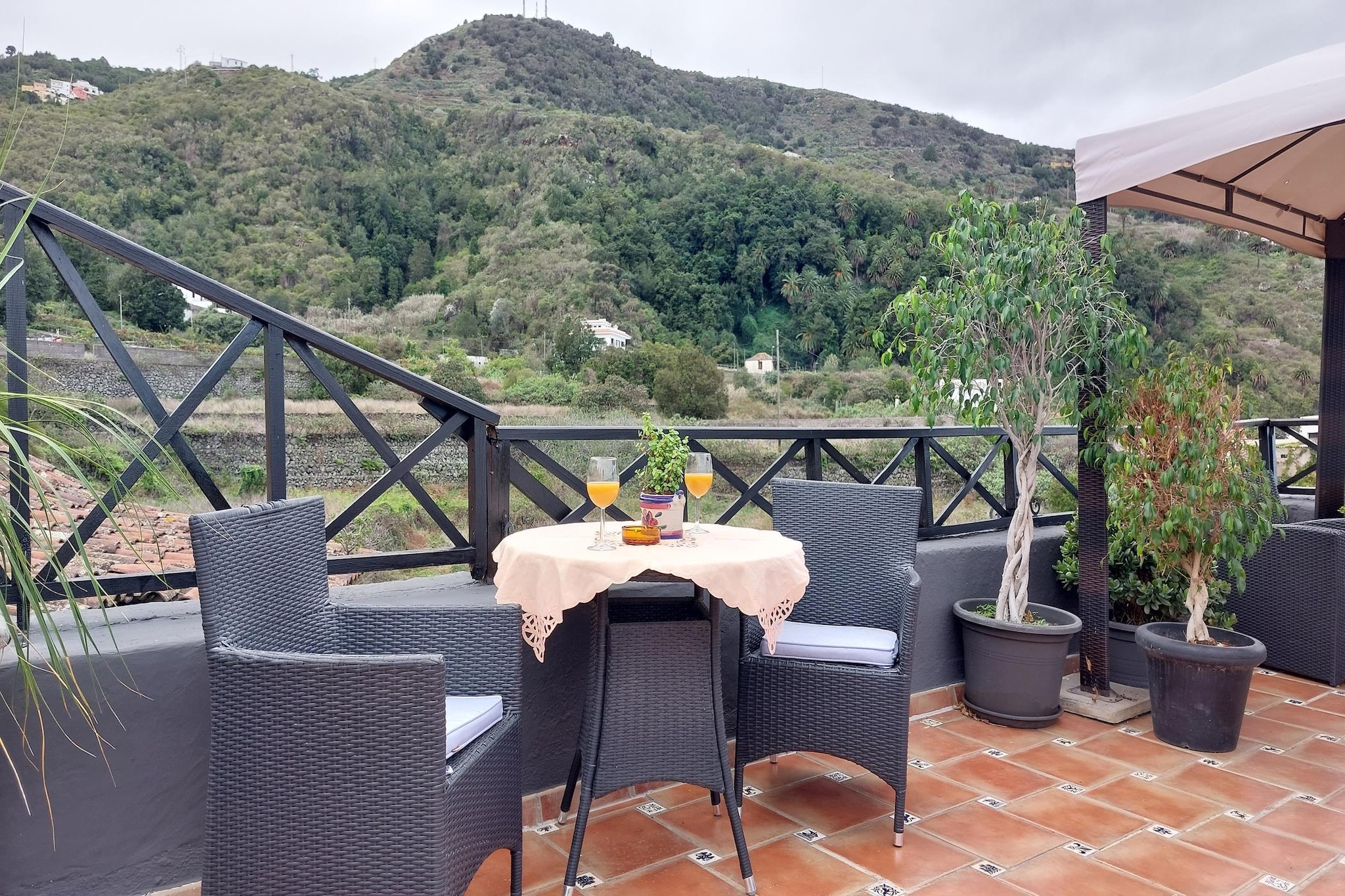 Apartamentos Monasterio de San Antonio 7 - Terrasbalkon