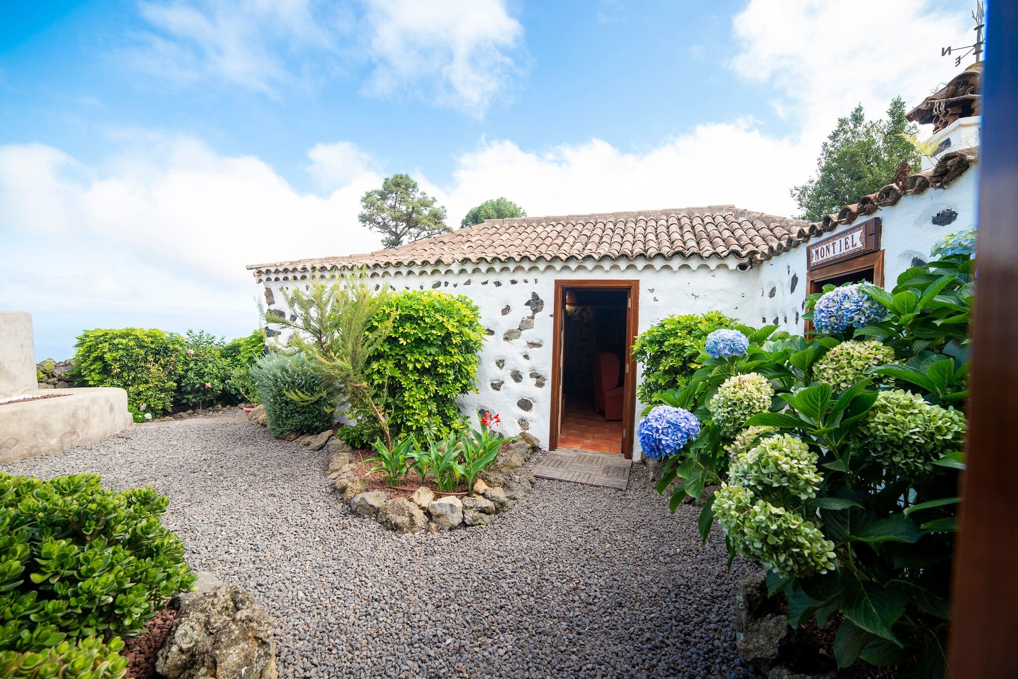 Holiday Home in El Amparo with Sea Views