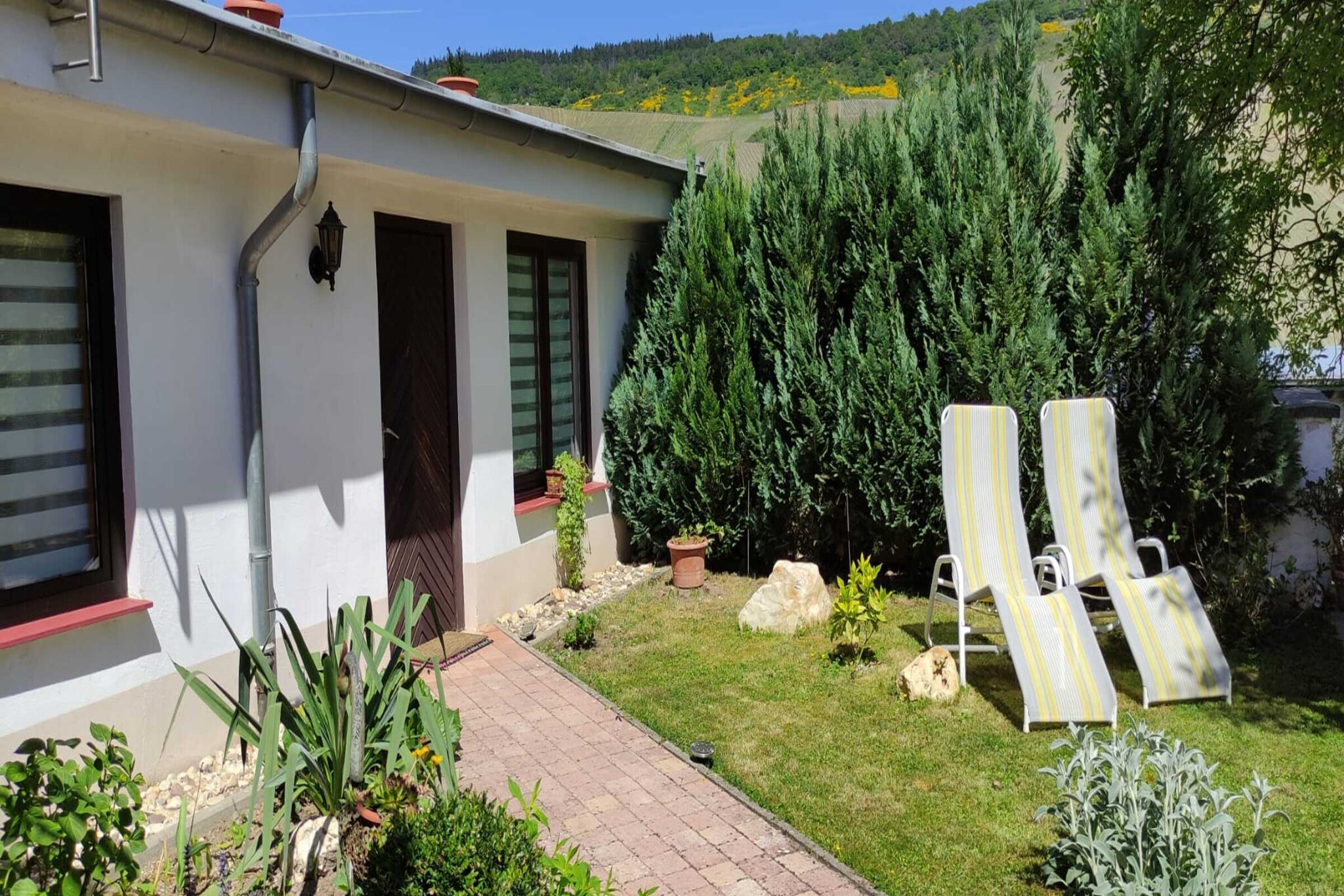 Ferienwohnung Schmidt-Tuinen zomer