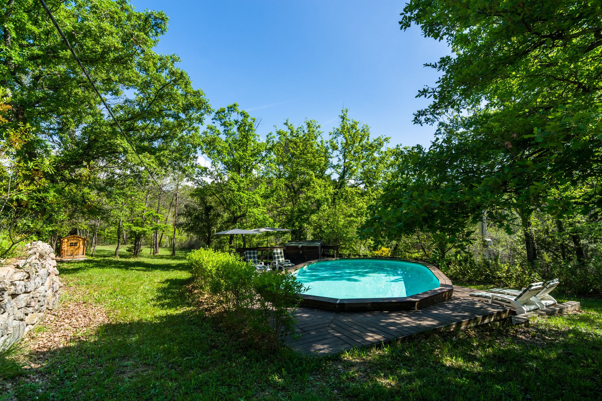 Maison indépendante avec piscine privée à Seillans