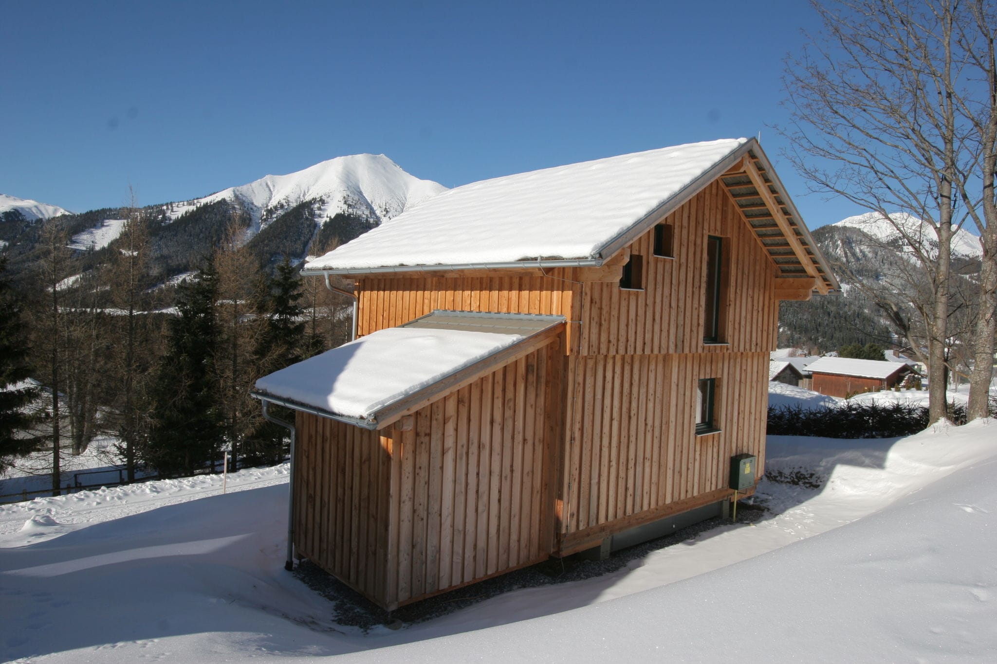 Homey Chalet with Fenced Terrace, Garden and Ski Boot Heater
