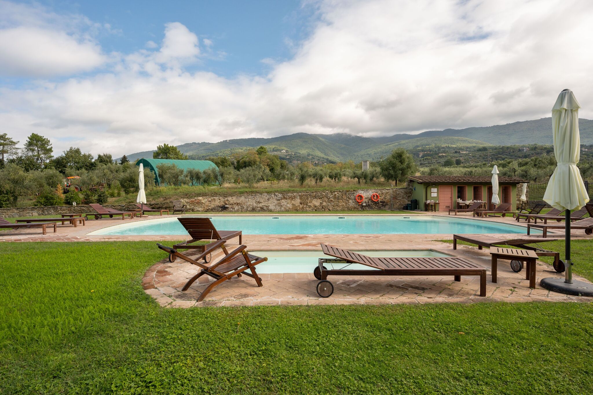 Peaceful Mansion in Reggello with Swimming Pool