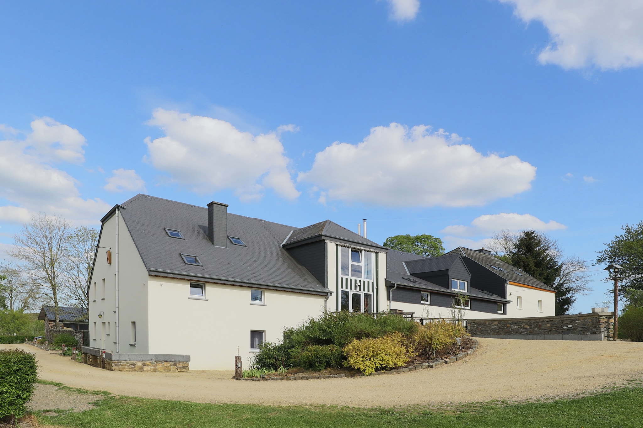 Vakantiehuis Sainte-Ode max. 18 personen 2 huisdieren 9 slaapkamers sauna #1