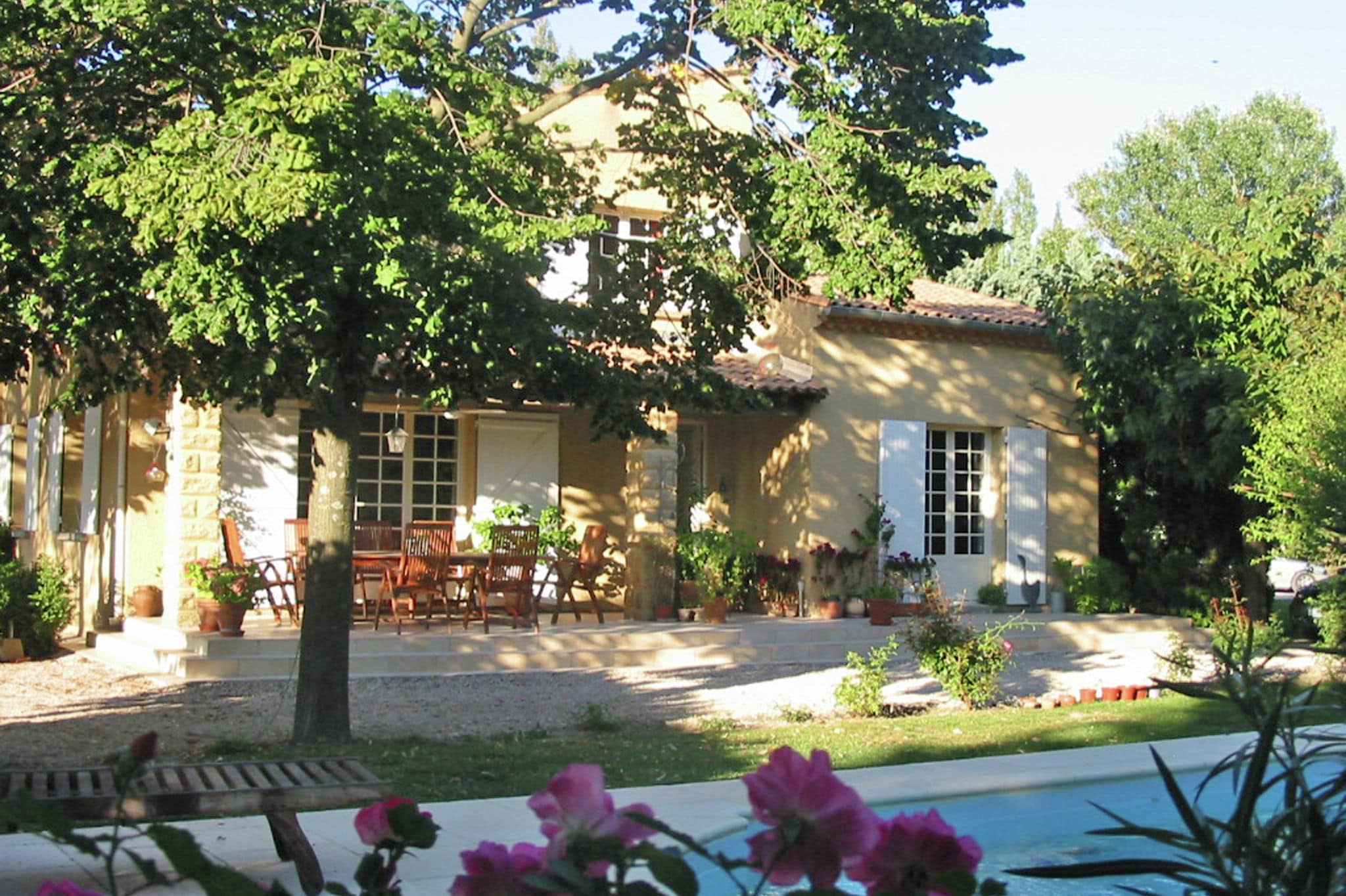 Villa spacieuse à Saze avec terrasse privée
