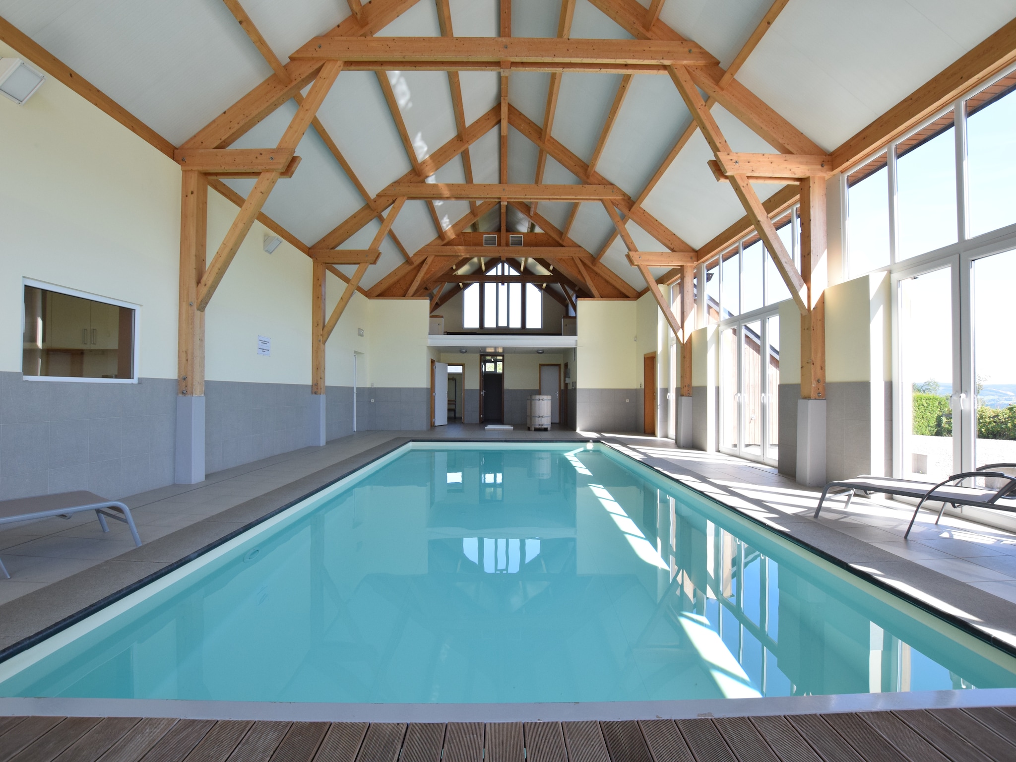   Les Bains 48 p