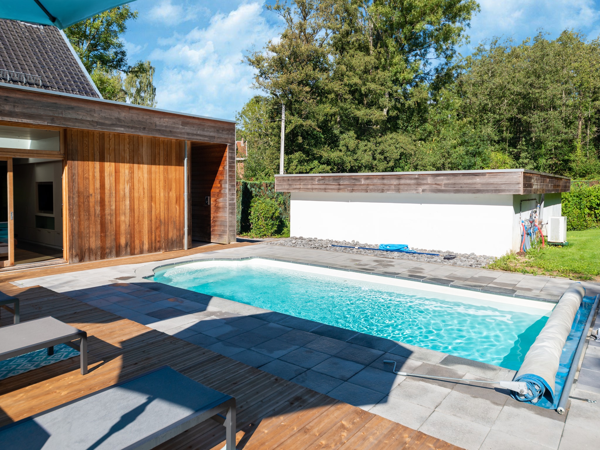   Villa White