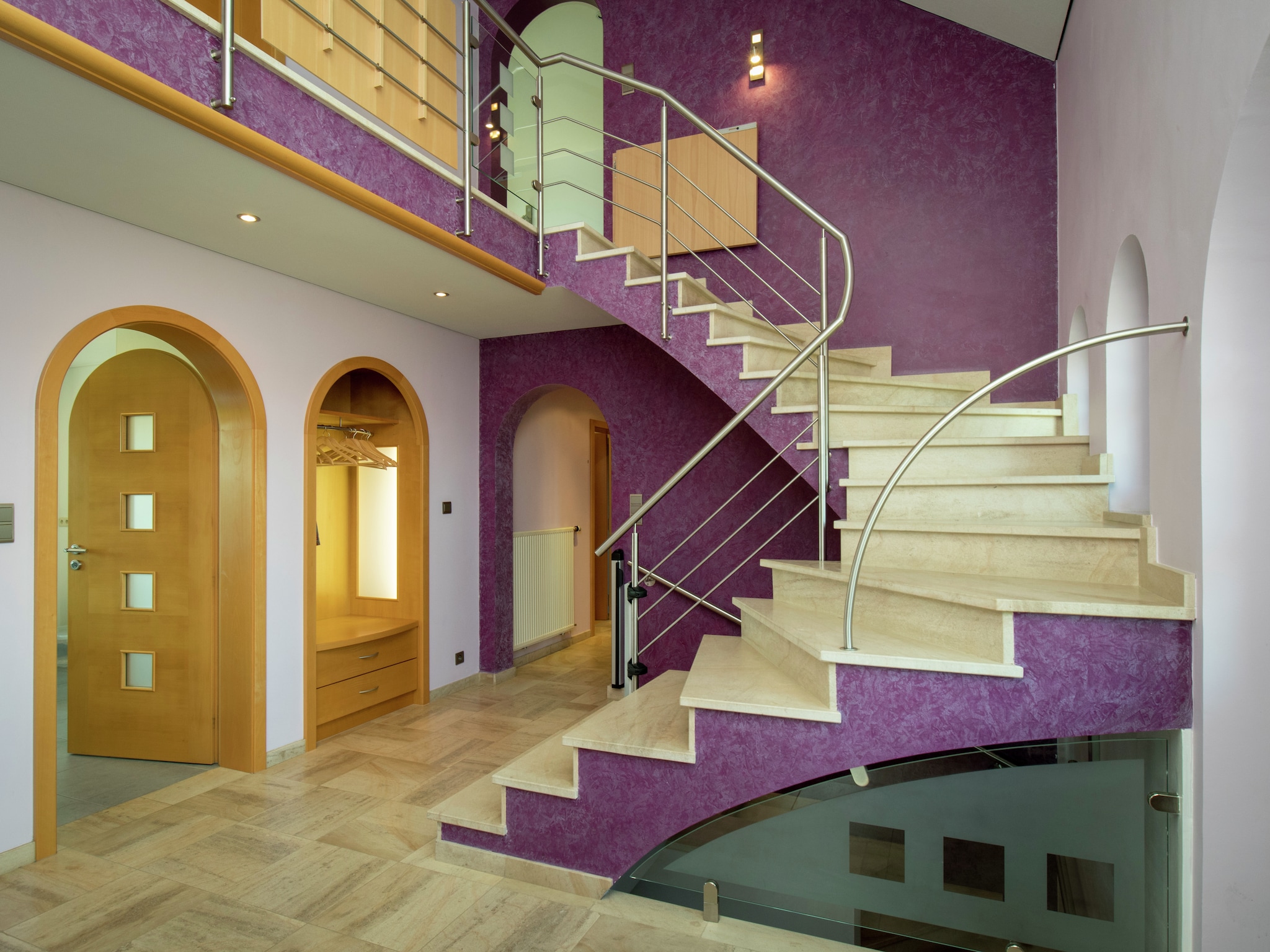   Villa East Canton