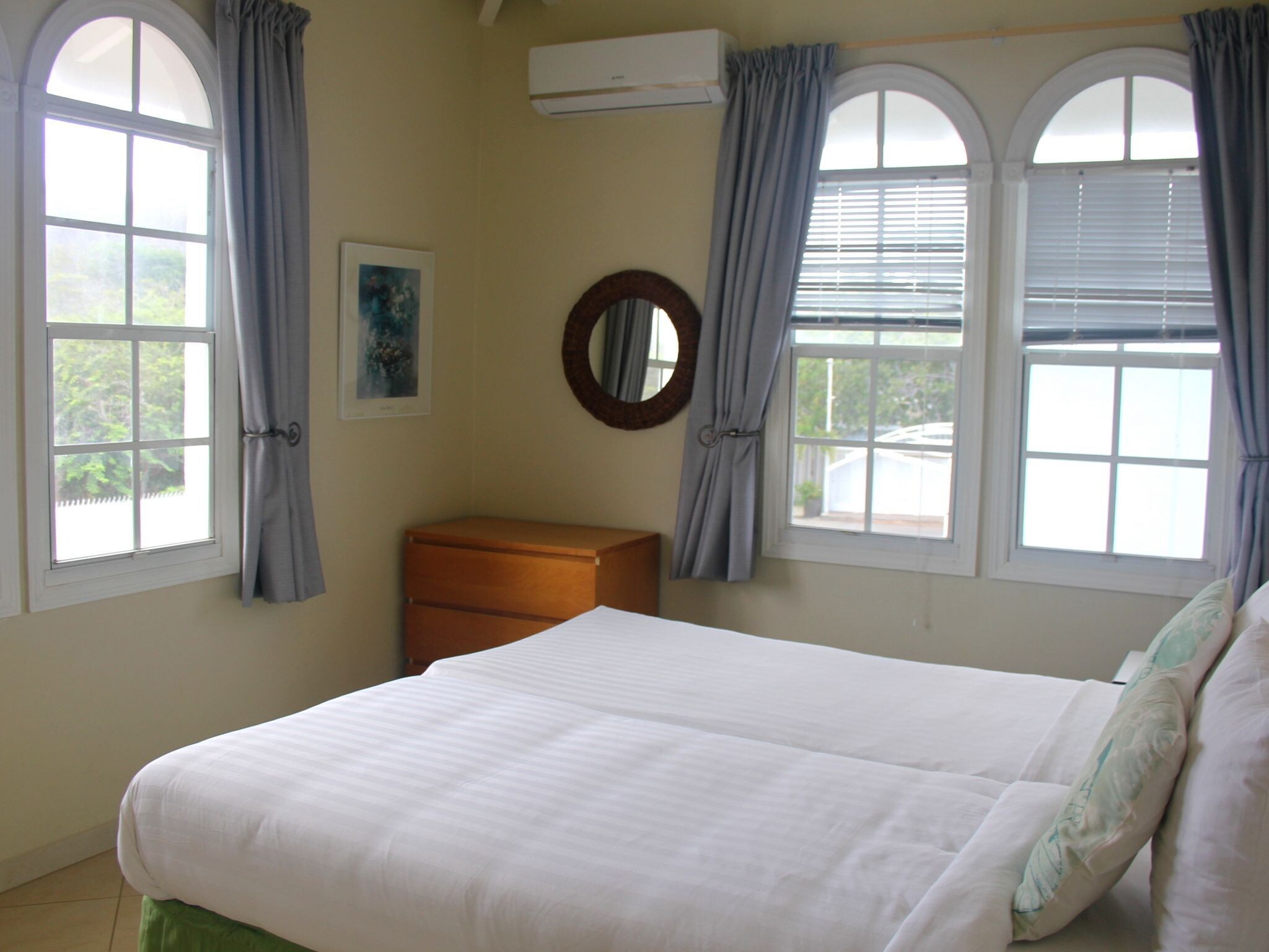 Ferienwohnung Dolphin View Mambo Beach