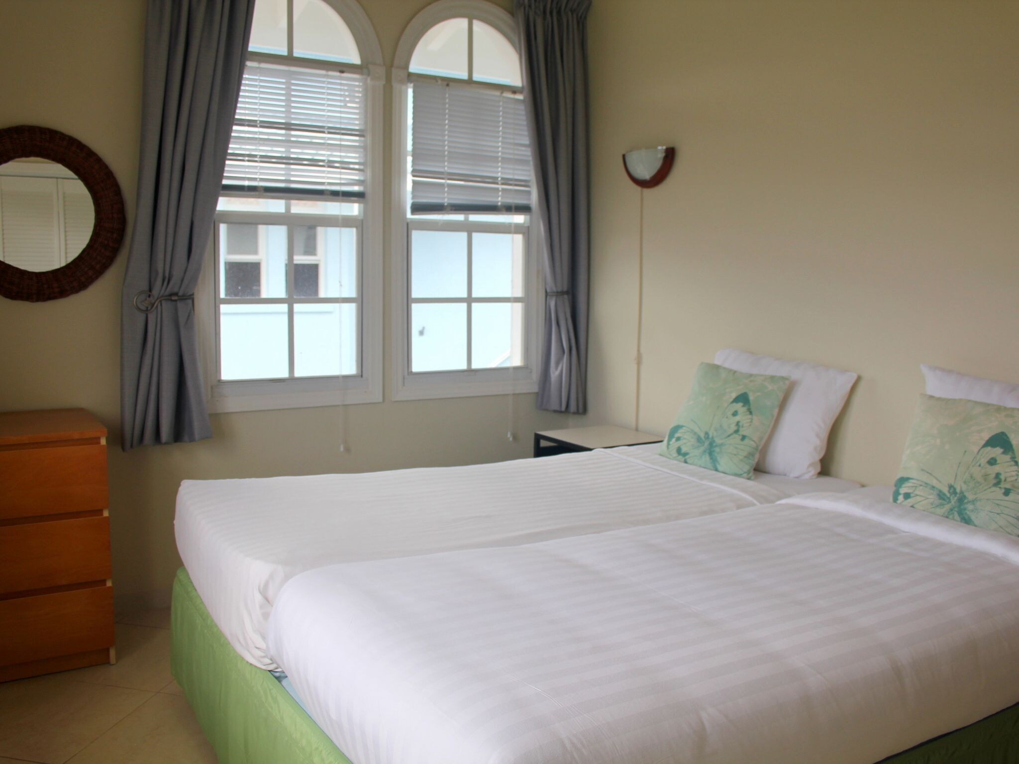 Ferienwohnung Dolphin View Mambo Beach