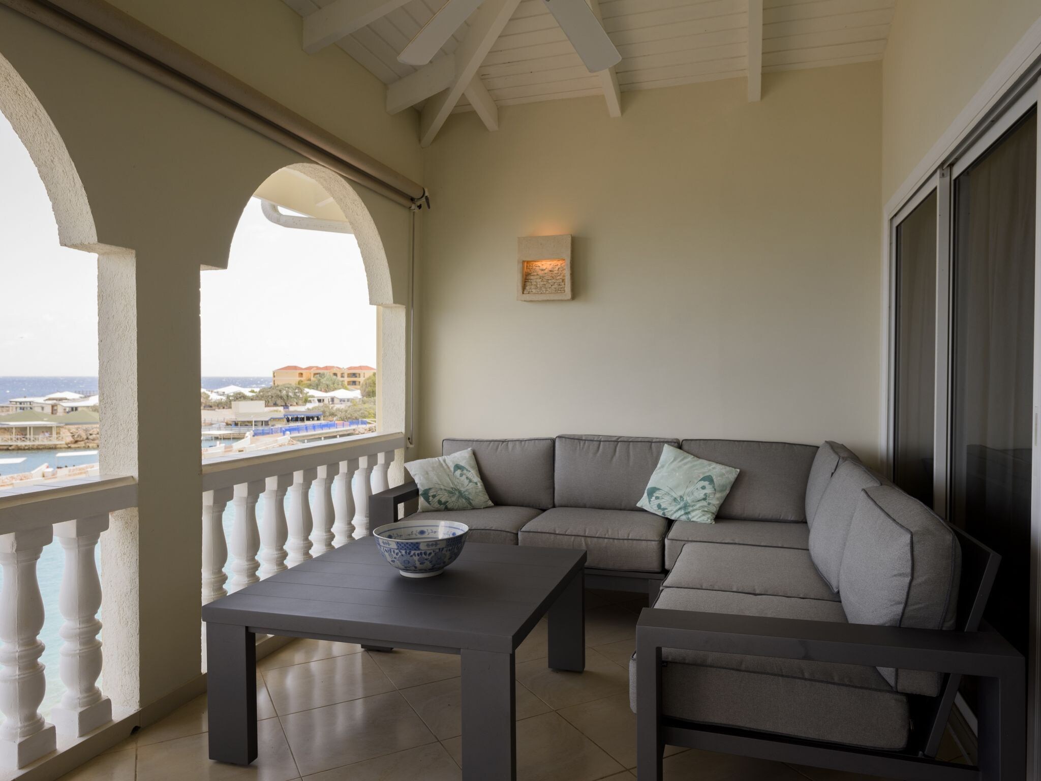 Ferienwohnung Dolphin View Mambo Beach