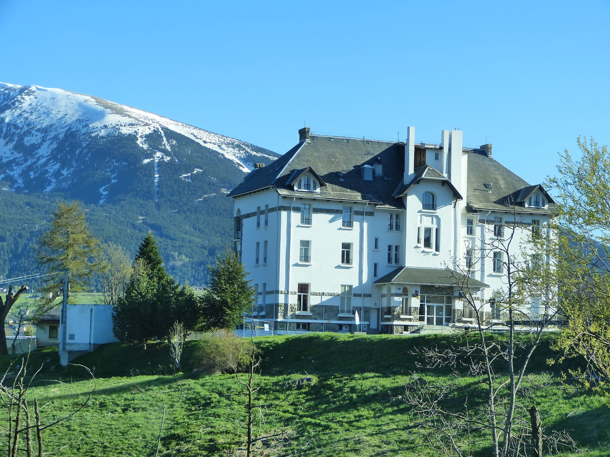   A little house in the mountains
