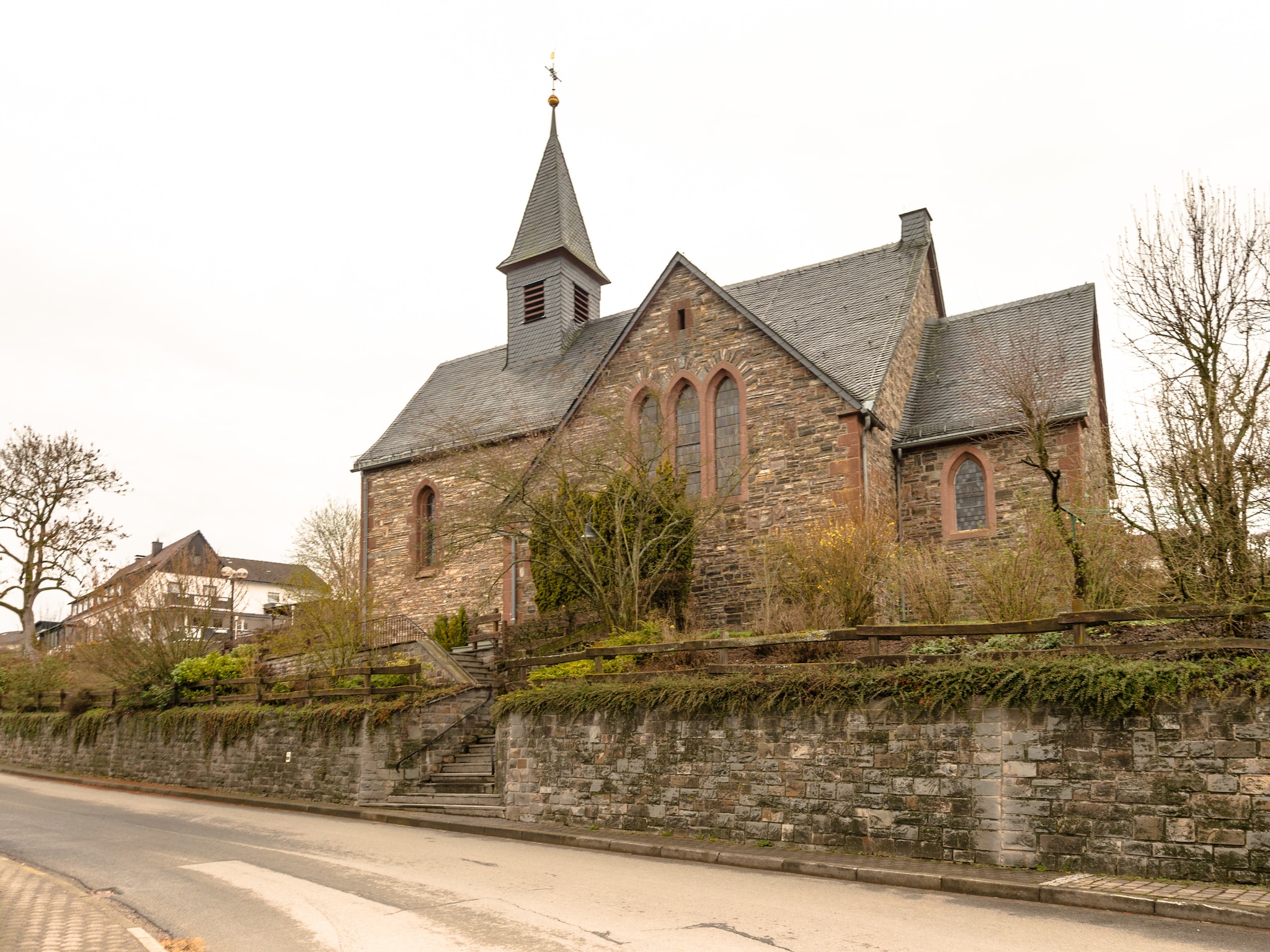   Gruppenhaus am Bach