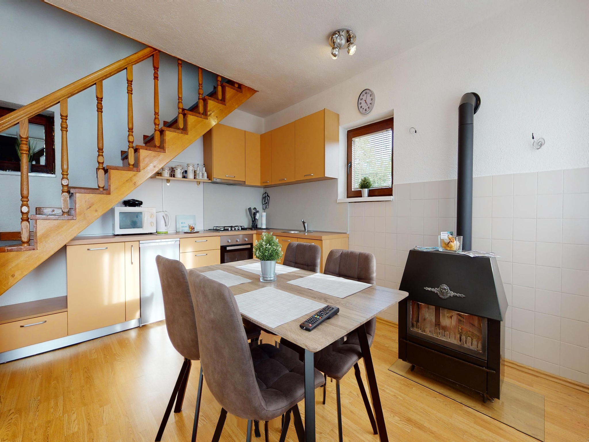   Holiday house Lovinac