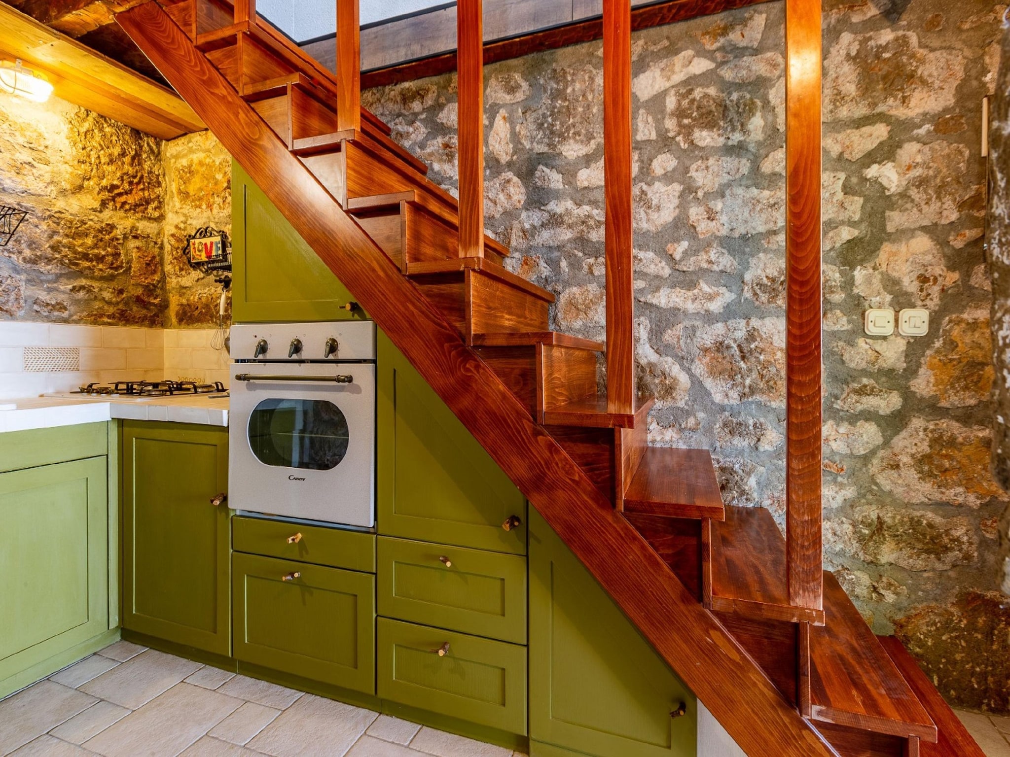   Stone house Dobroselo