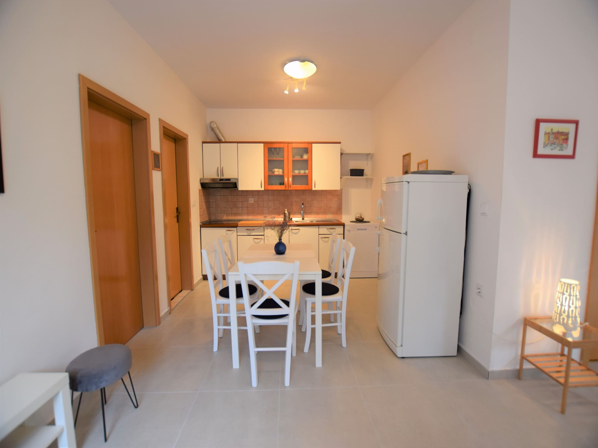   Holiday House Movica