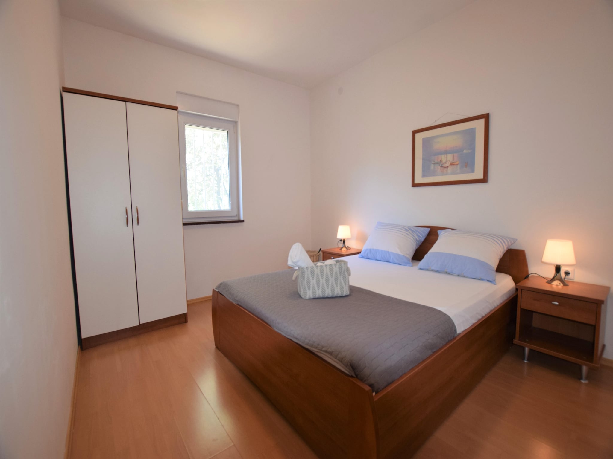   Holiday House Movica