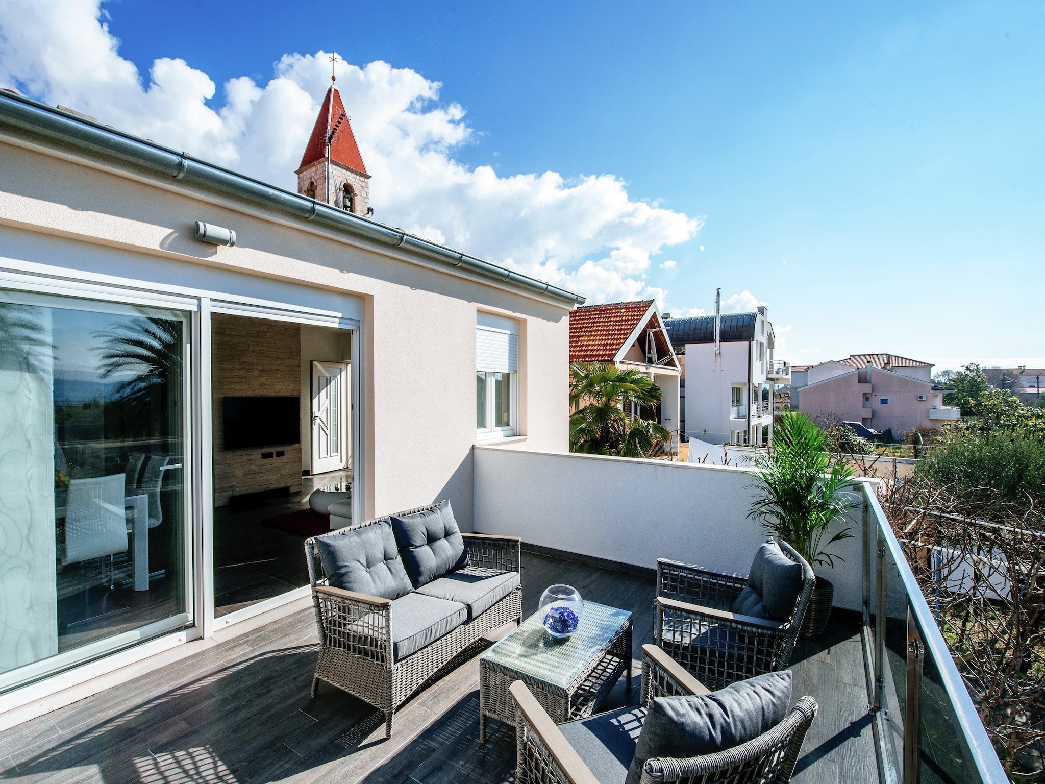 Mieszkanie Luxurious apartment Loreta