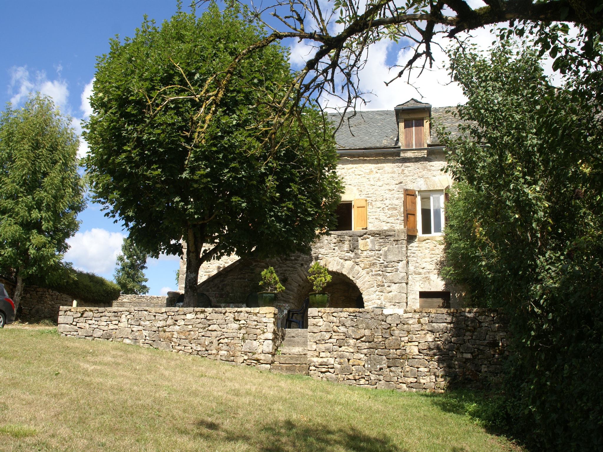  ST GENIEZ D'OLT FR-12130-04