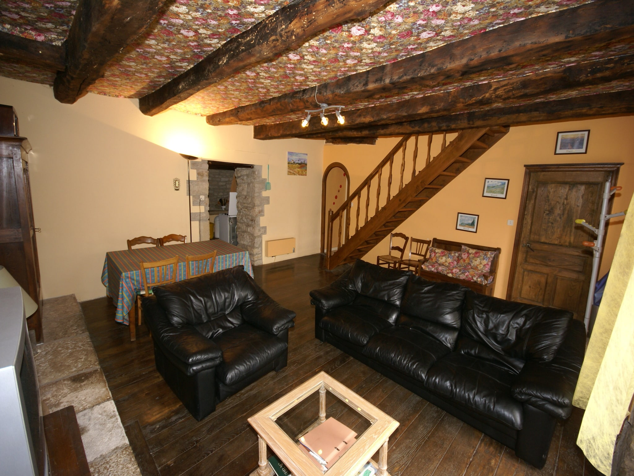   ST GENIEZ D'OLT FR-12130-04