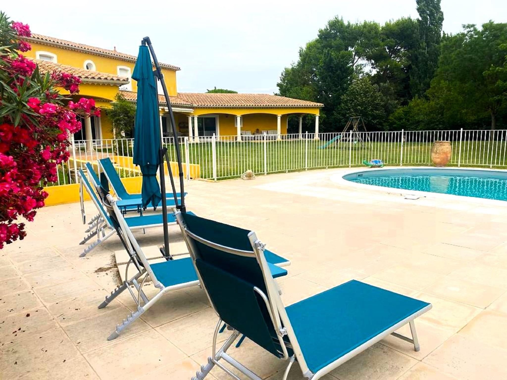 Vacation home Villa - L'ISLE-SUR-LA-SORGUE