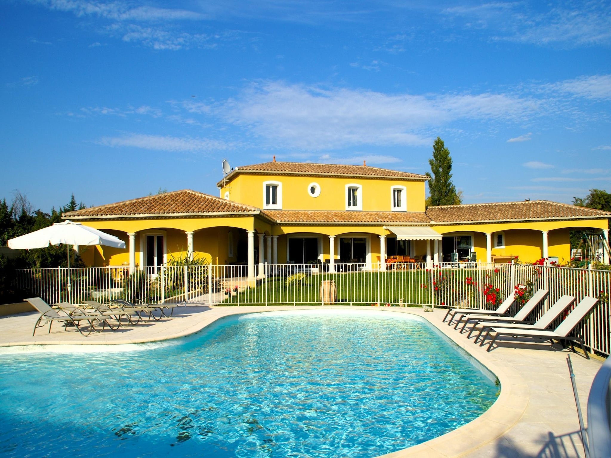 Vacation home Villa - L'ISLE-SUR-LA-SORGUE