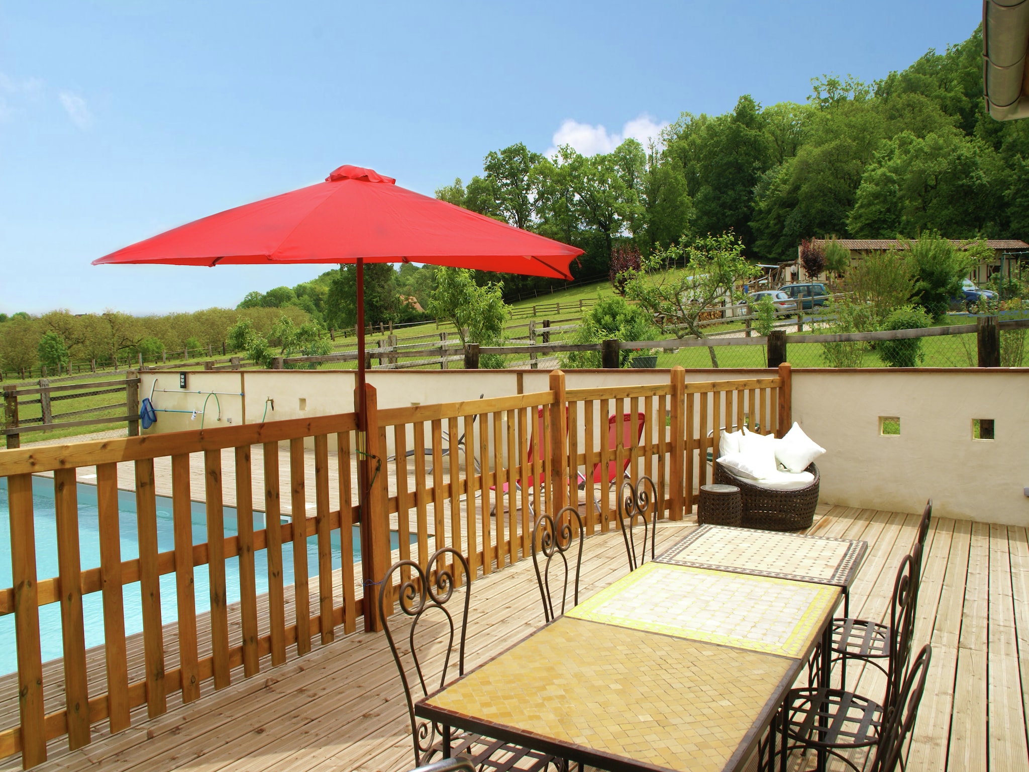   Maison de vacances - LOUBRESSAC