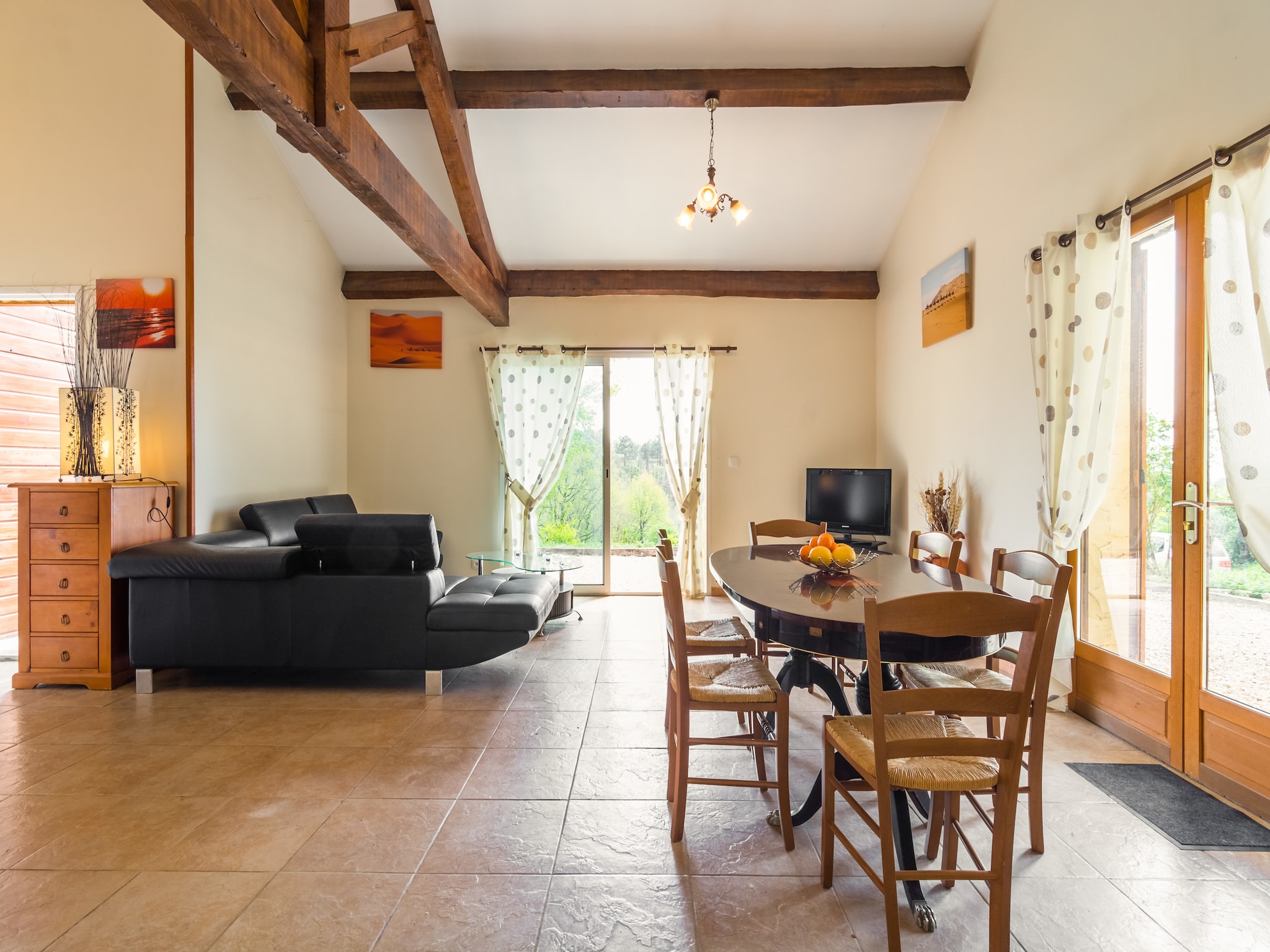   Maison de vacances - BLANQUEFORT-SUR-BRIOLANCE