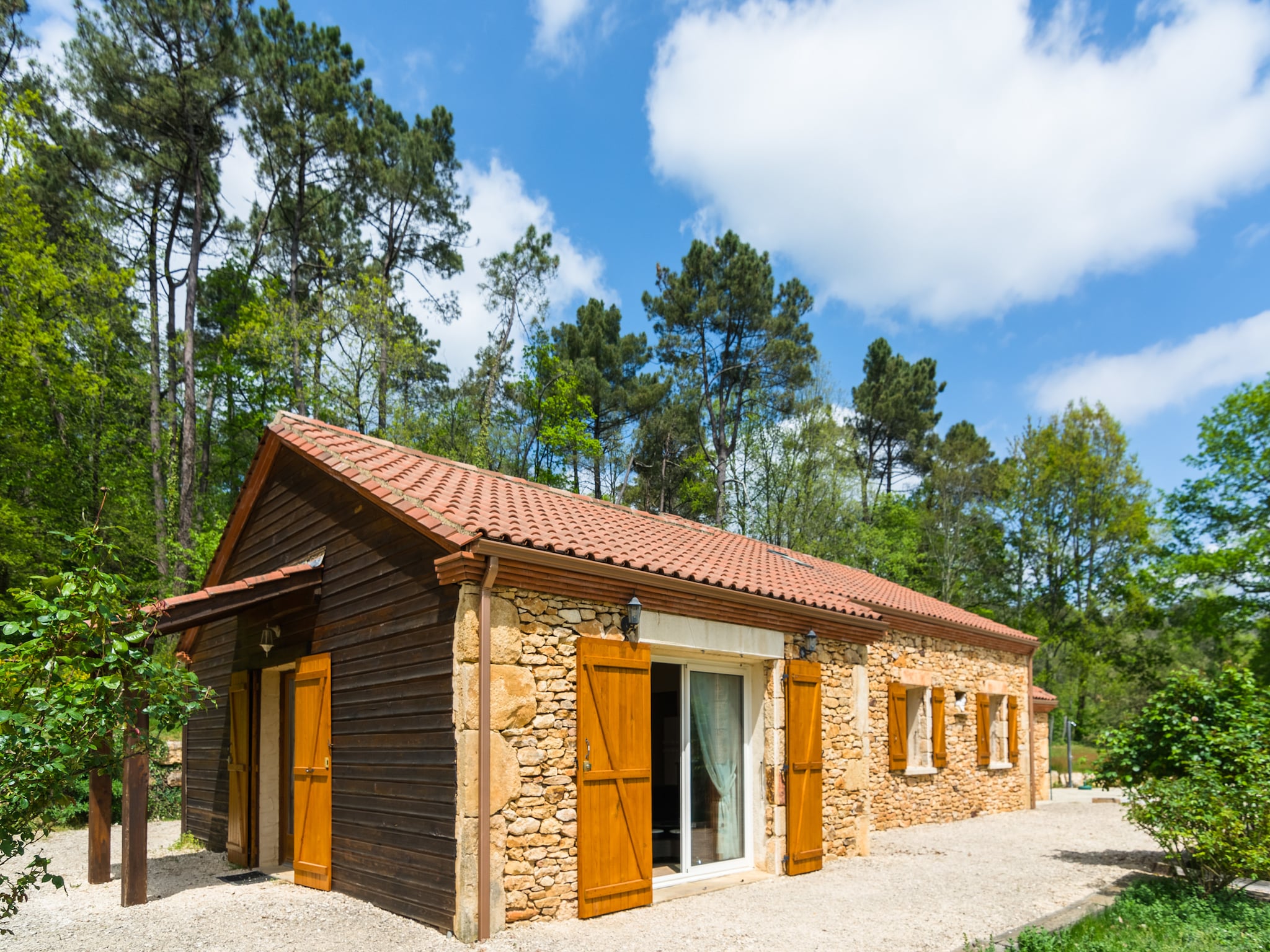   Maison de vacances - BLANQUEFORT-SUR-BRIOLANCE