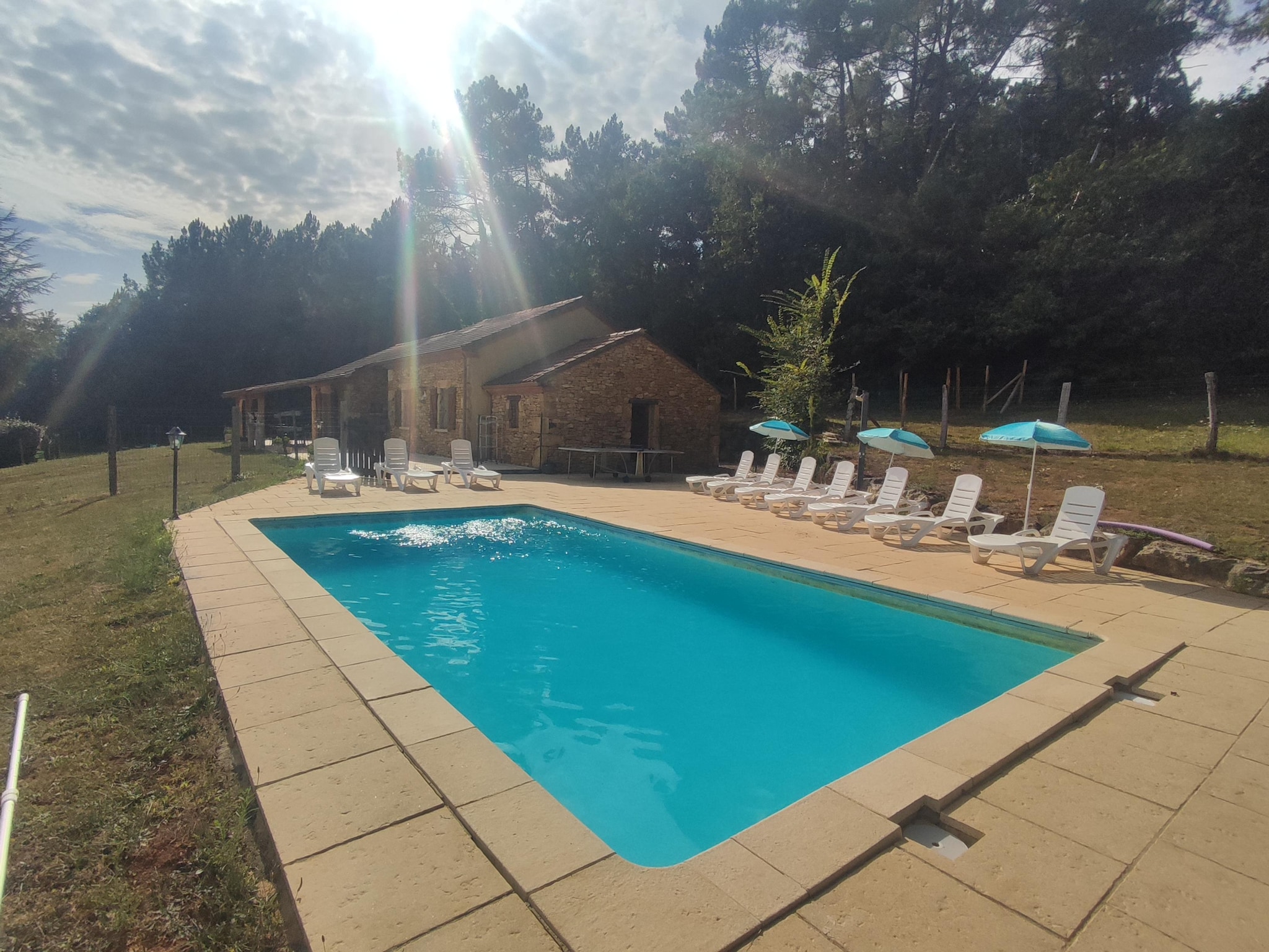   Maison de vacances - BLANQUEFORT-SUR-BRIOLANCE
