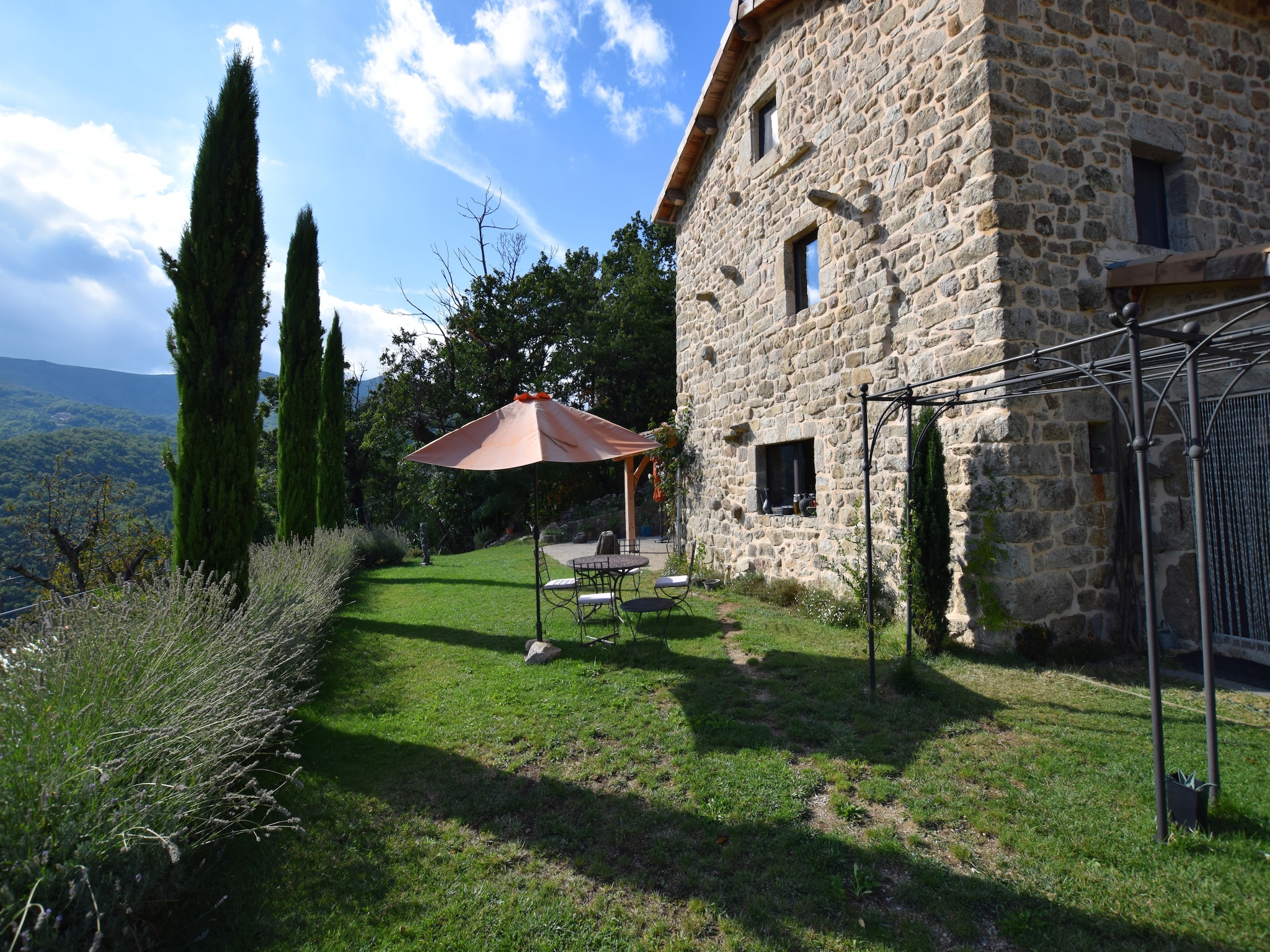   Villa - Burzet