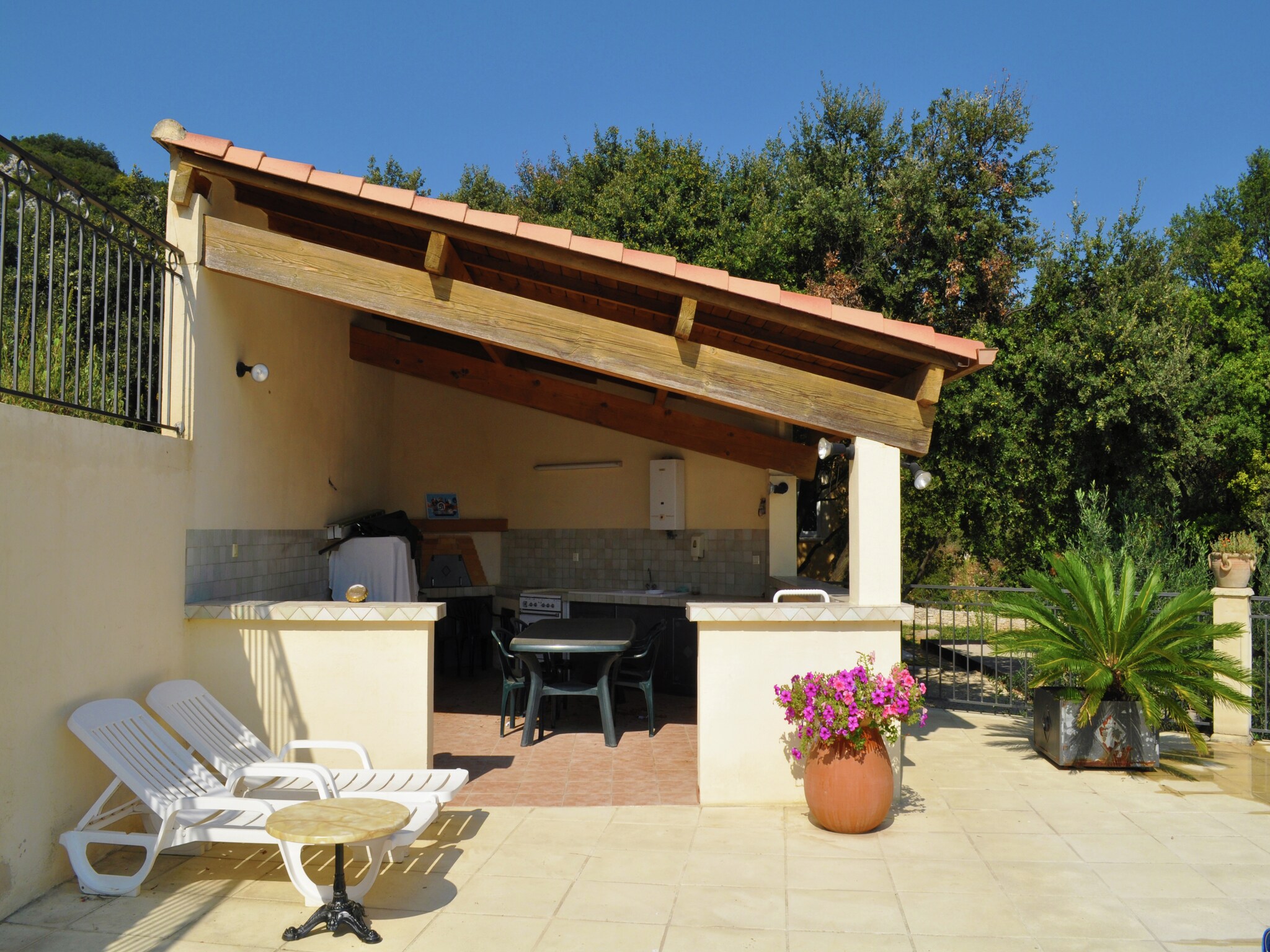 Vacation home Maison de vacances - LÉDENON