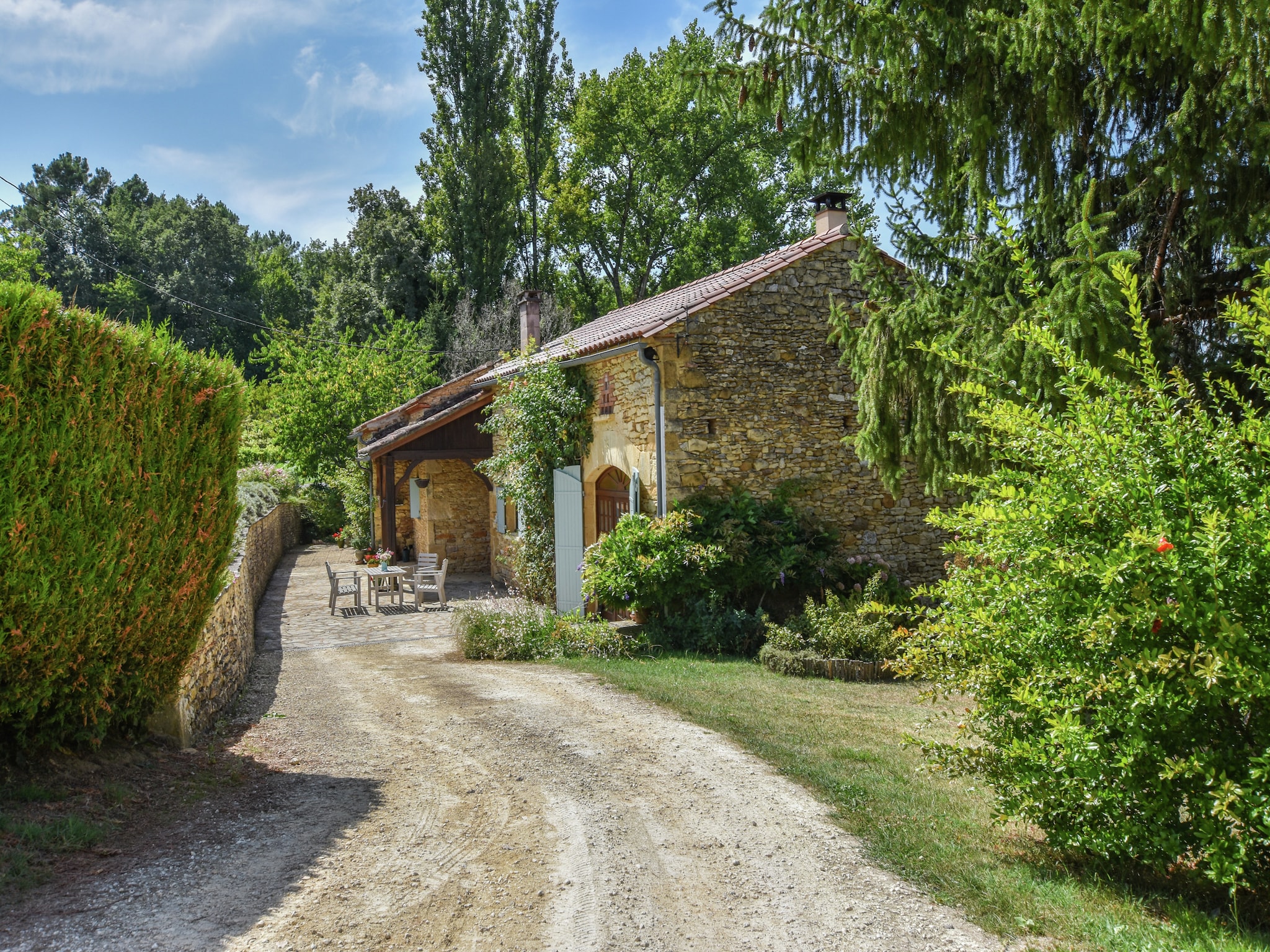   Maison au calme avec piscine