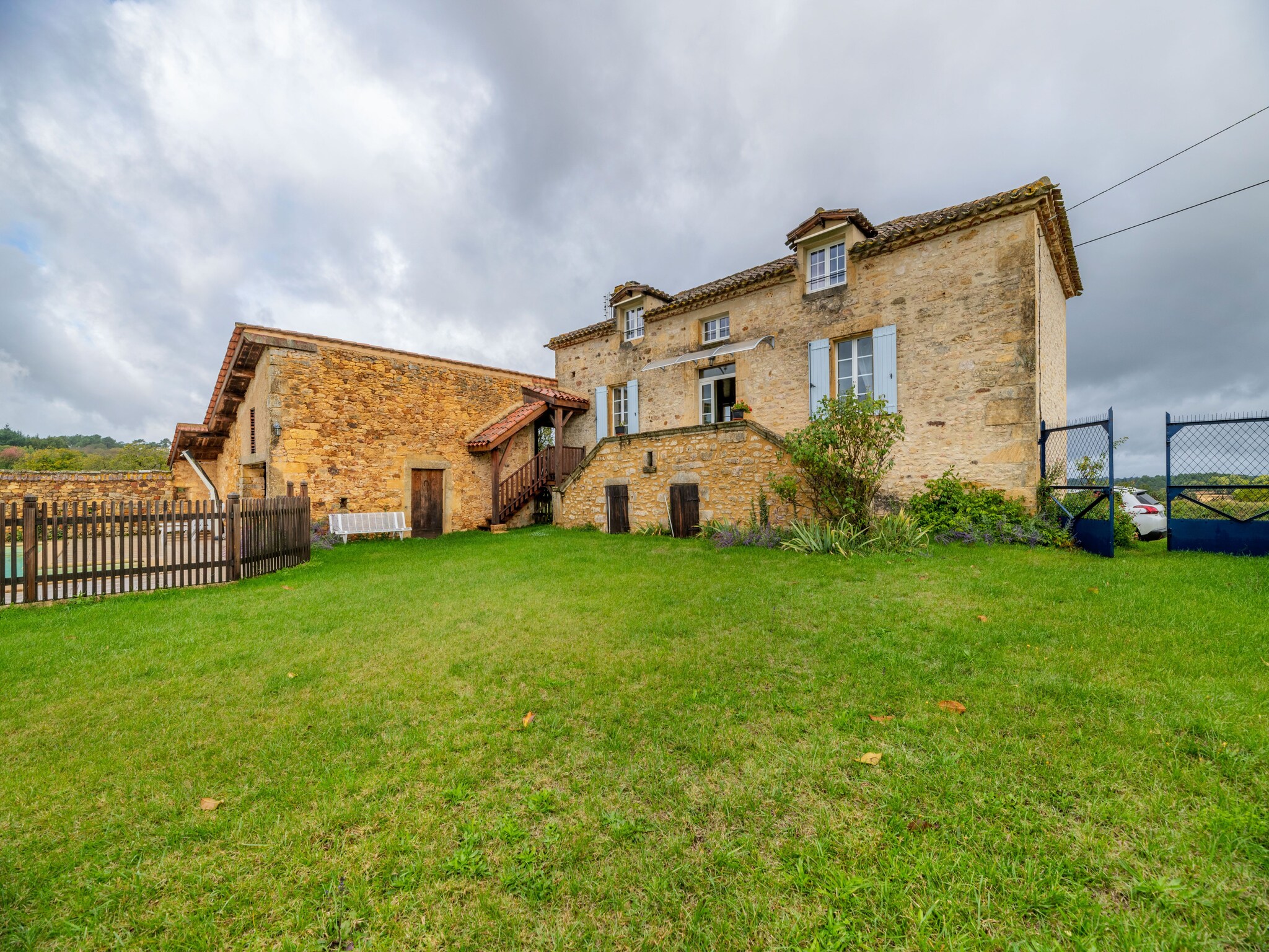   Maison de vacances - LOUBEJAC
