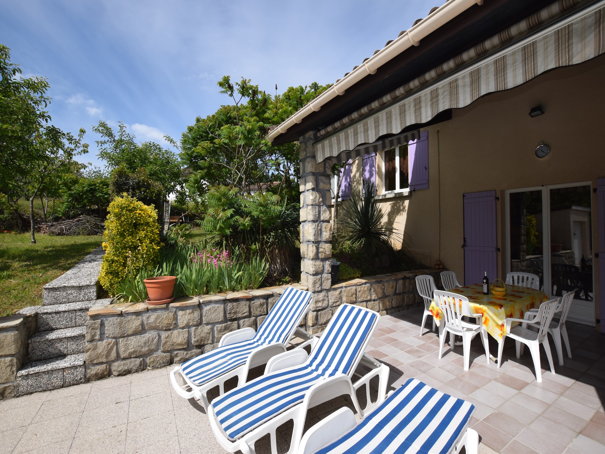   Villa - Sampzon