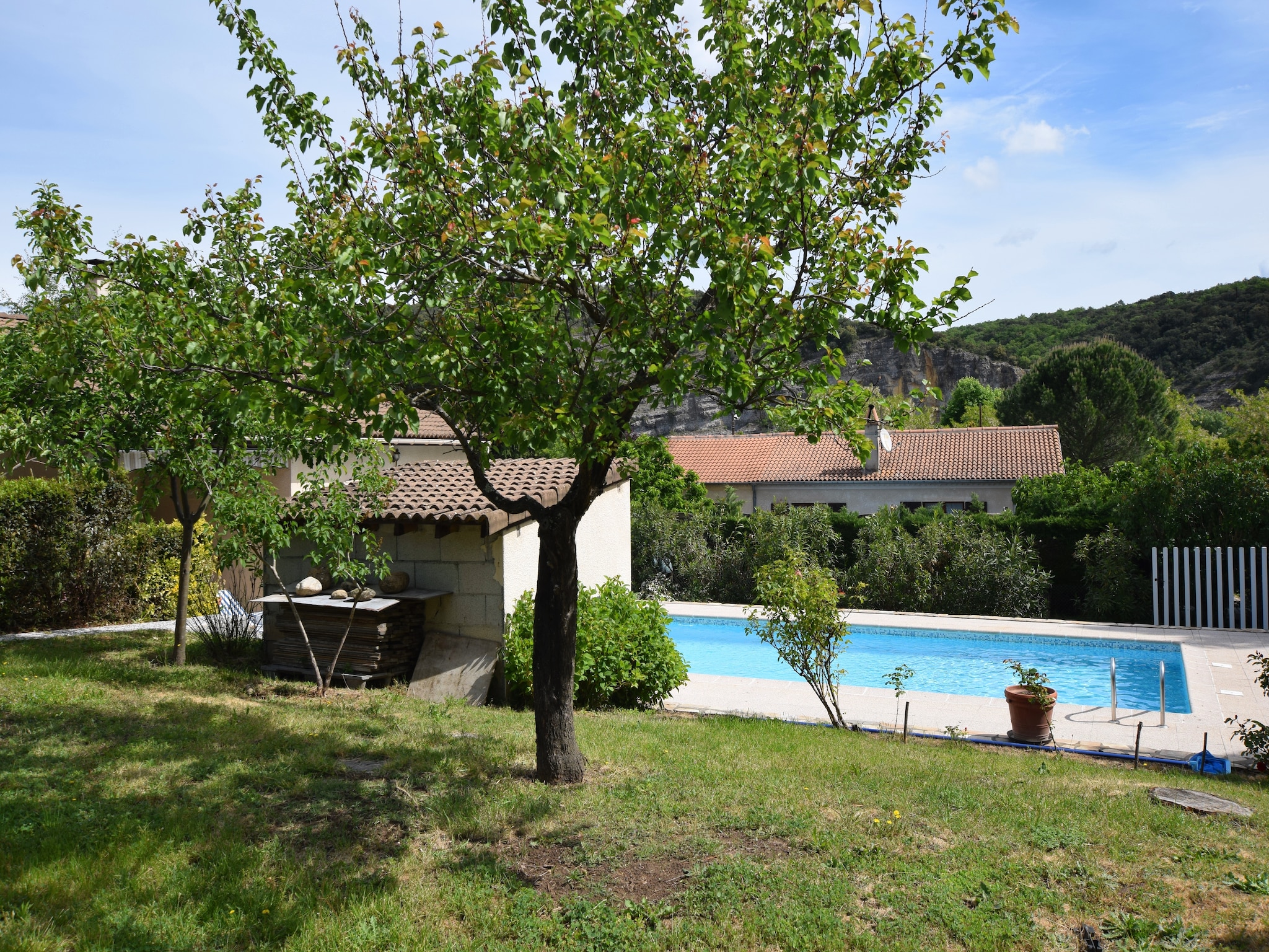   Villa - Sampzon