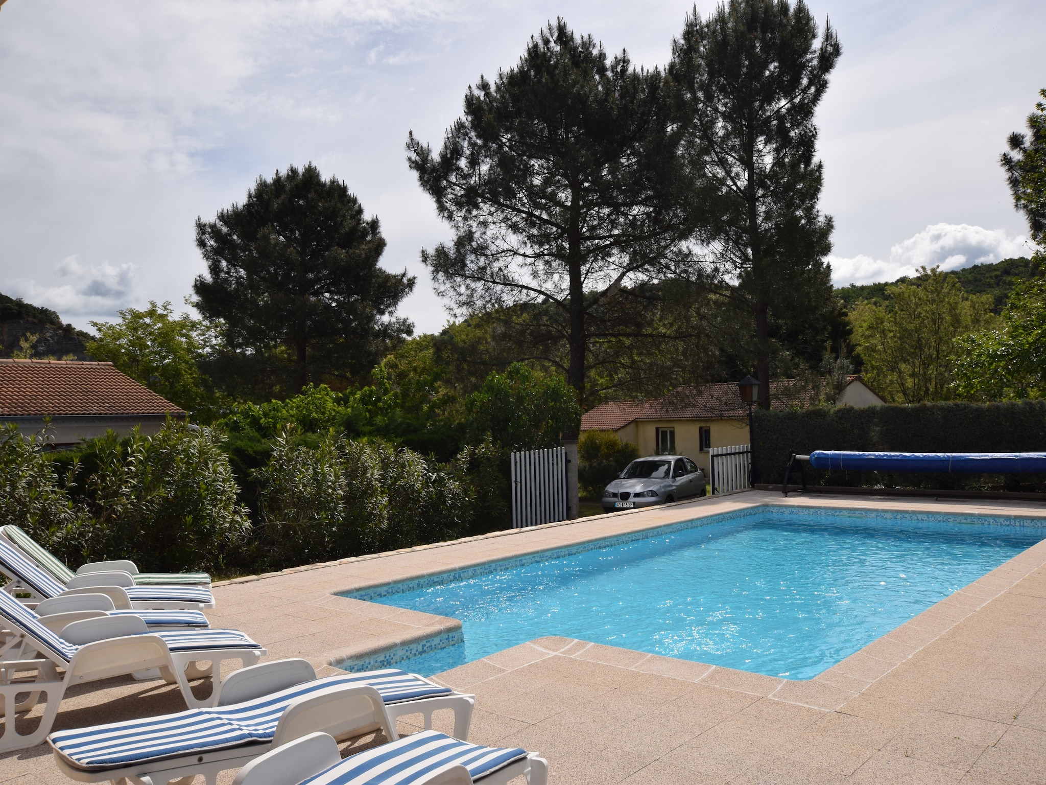   Villa - Sampzon
