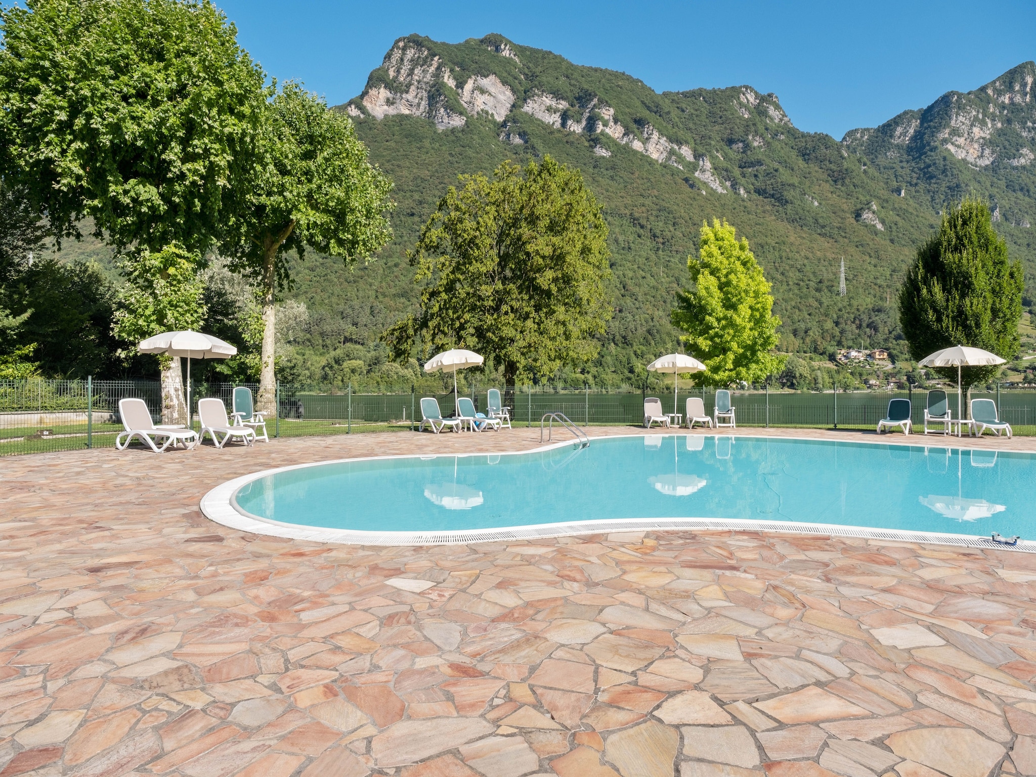 Квартира Residence Vico Master